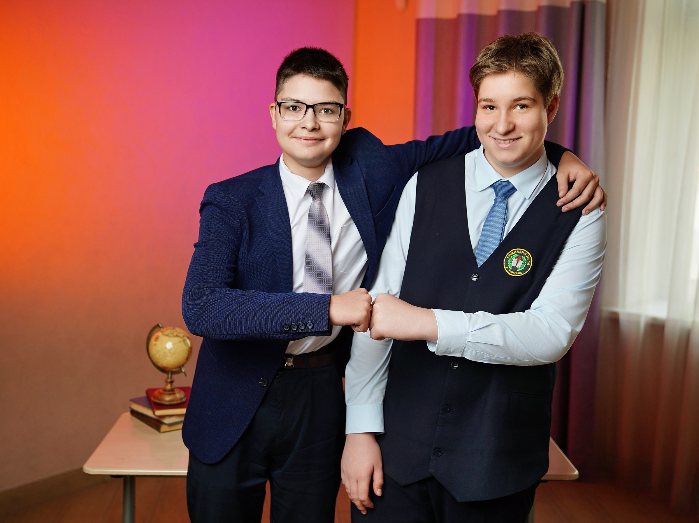 Виньетка + портреты. GOTRA — выпускные альбомы в Тюмени