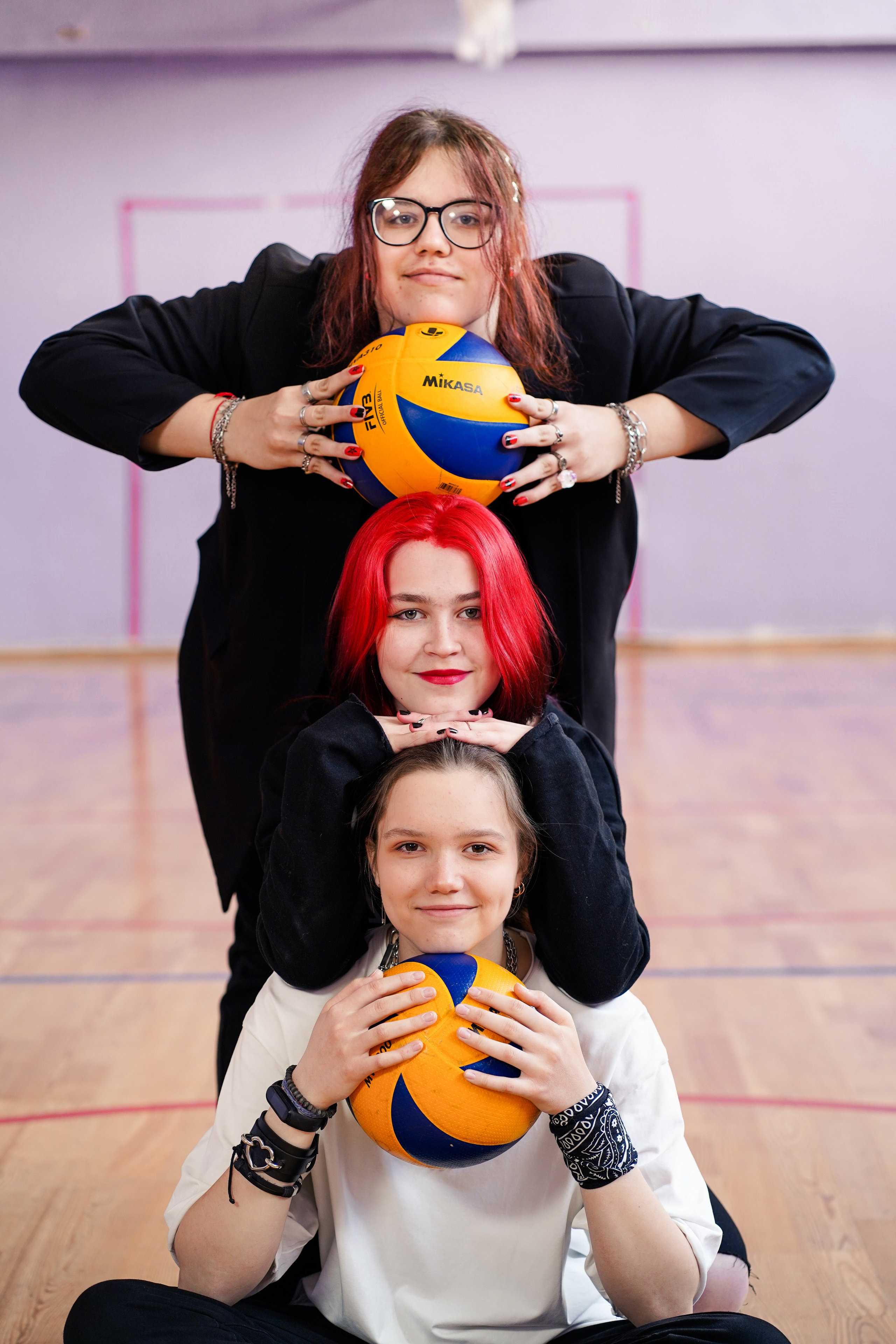 Выпускные альбомы 11 класс 76 школа Фотосессия на улице и в школе. Семейный и портретный фотограф в Екатеринбурге Анна Лобанова