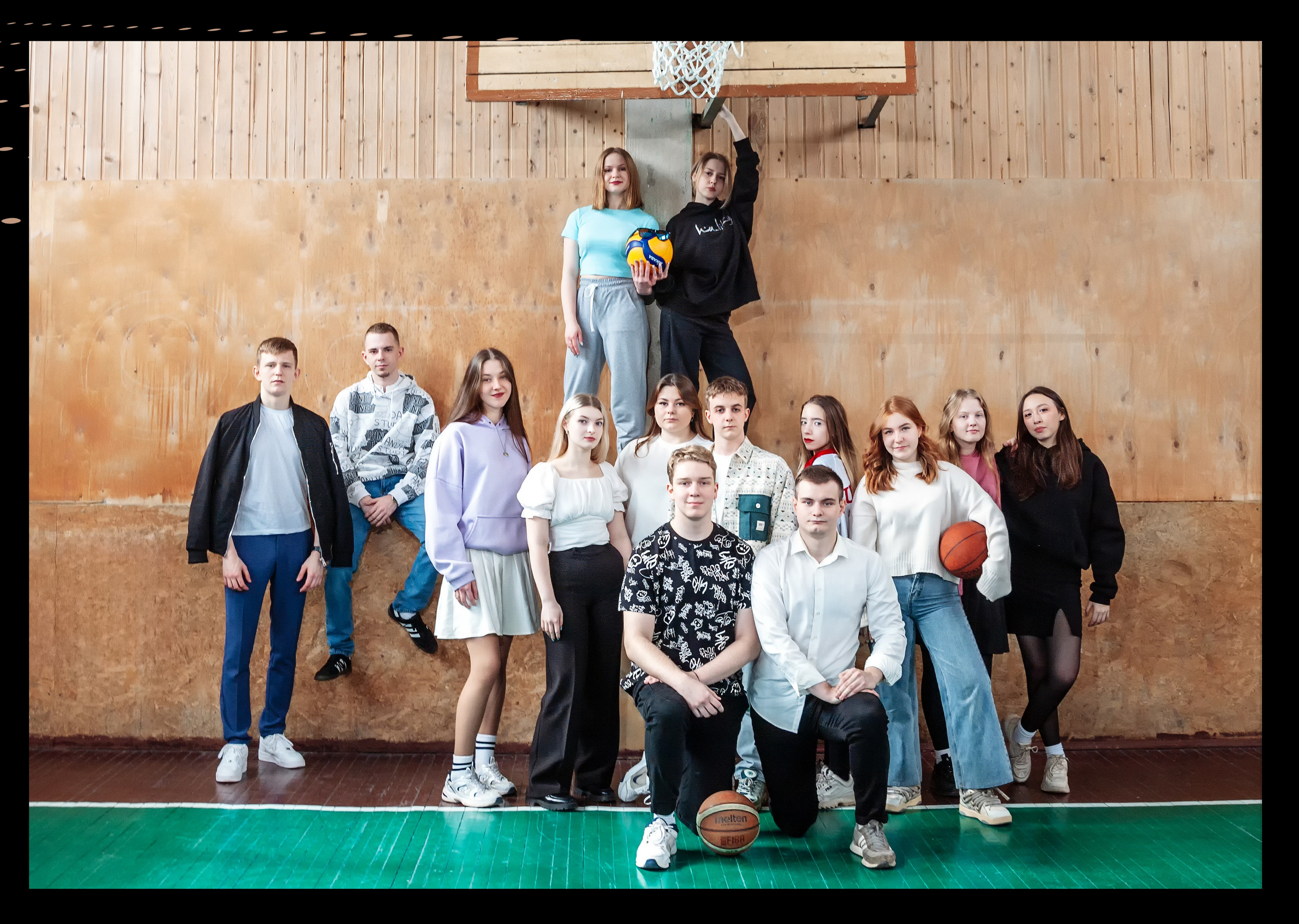 Заказывайте индивидуальные выпускные альбомы для выпускников школы и детского сада в Москве и Московской области. Фотограф в Москве и Московской области Олег Подлесных