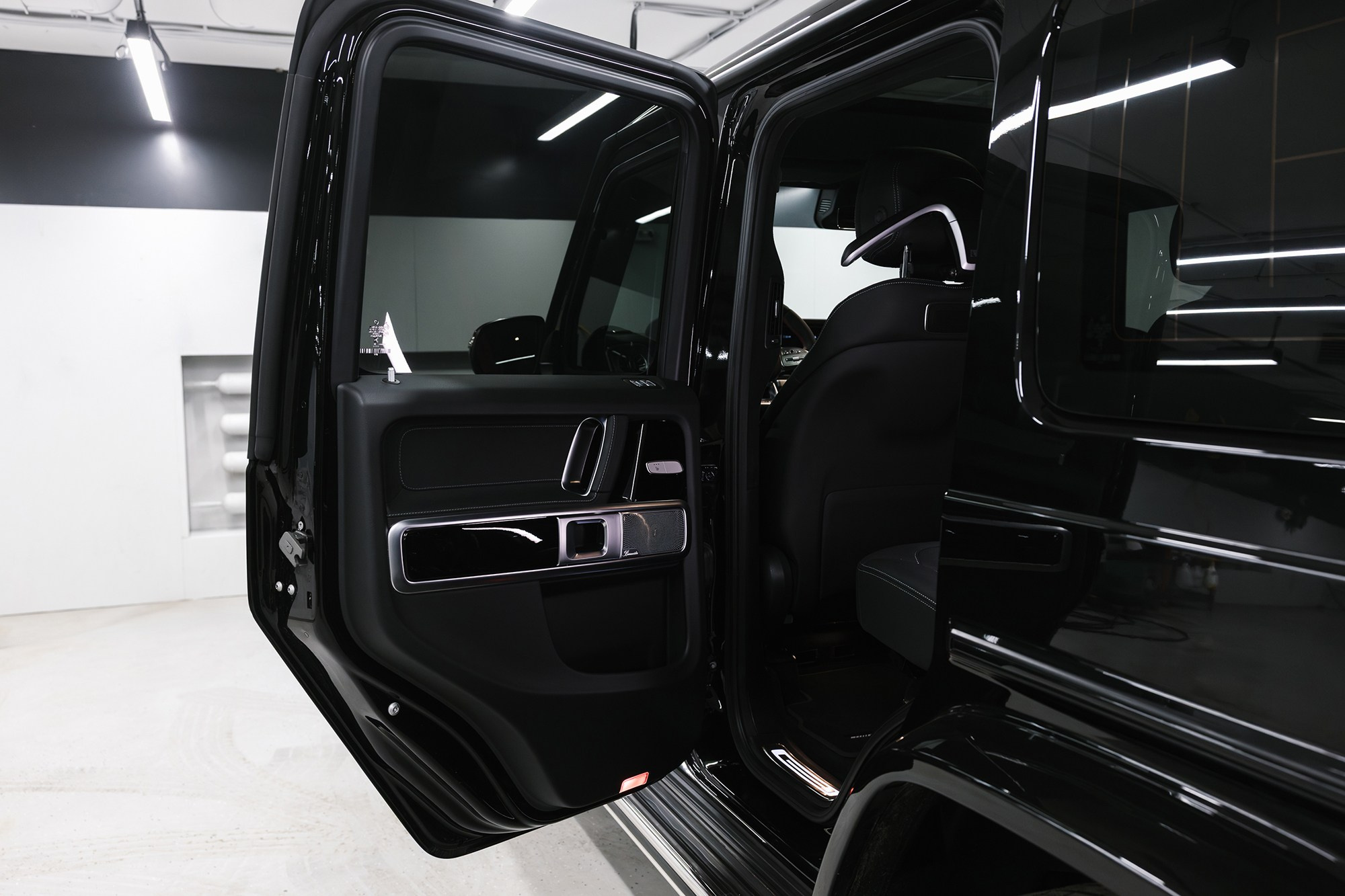 Mercedes-Benz G 400d 2.9 4MATIC 9G-Tronic (330 л. с.) 2023. Автосалон «Х-Авто»