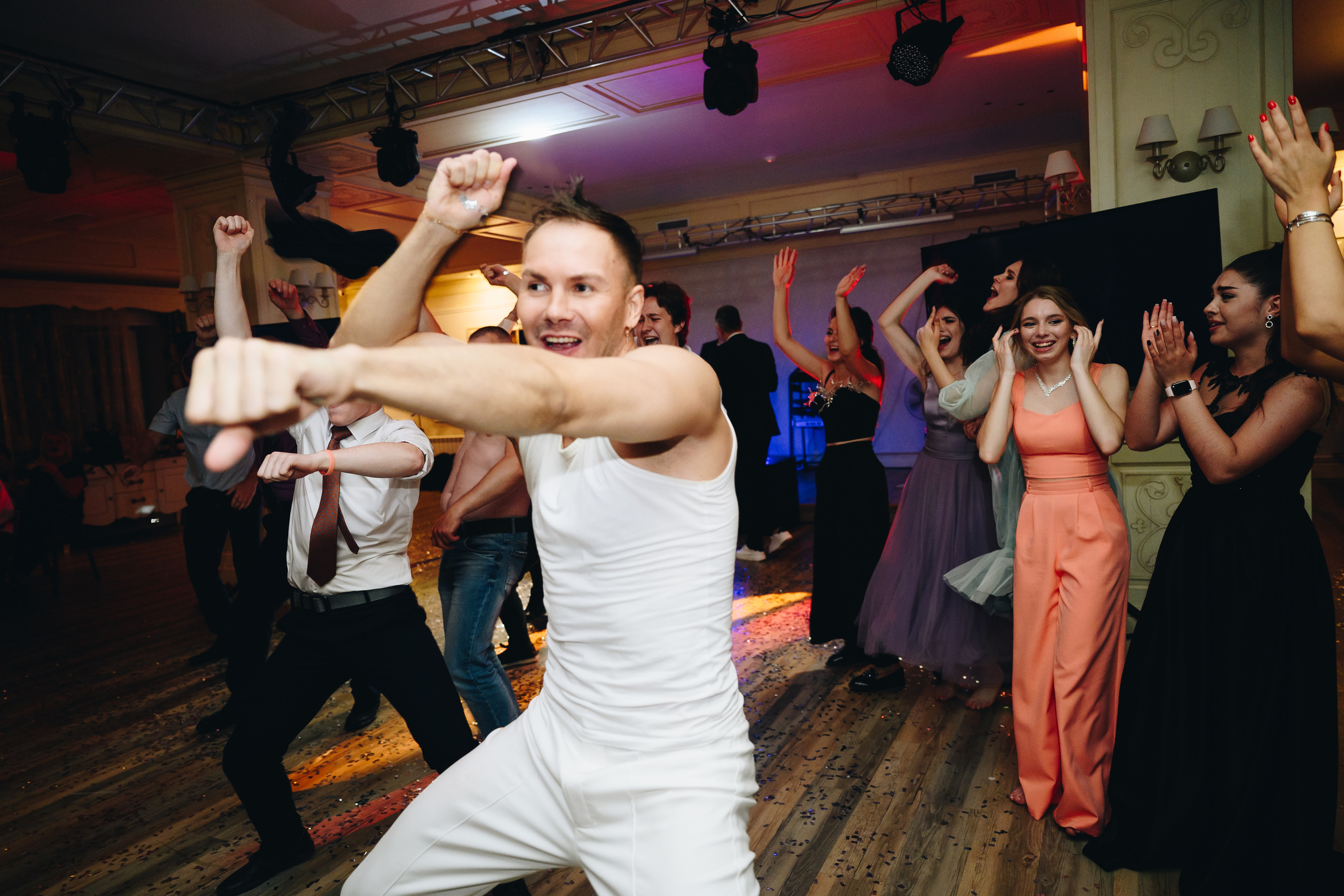 Репортажная съемка Красноярск,  фотосъемка конференций, юбилеев. Юлия Раскова — Портретный и семейный фотограф в Красноярске