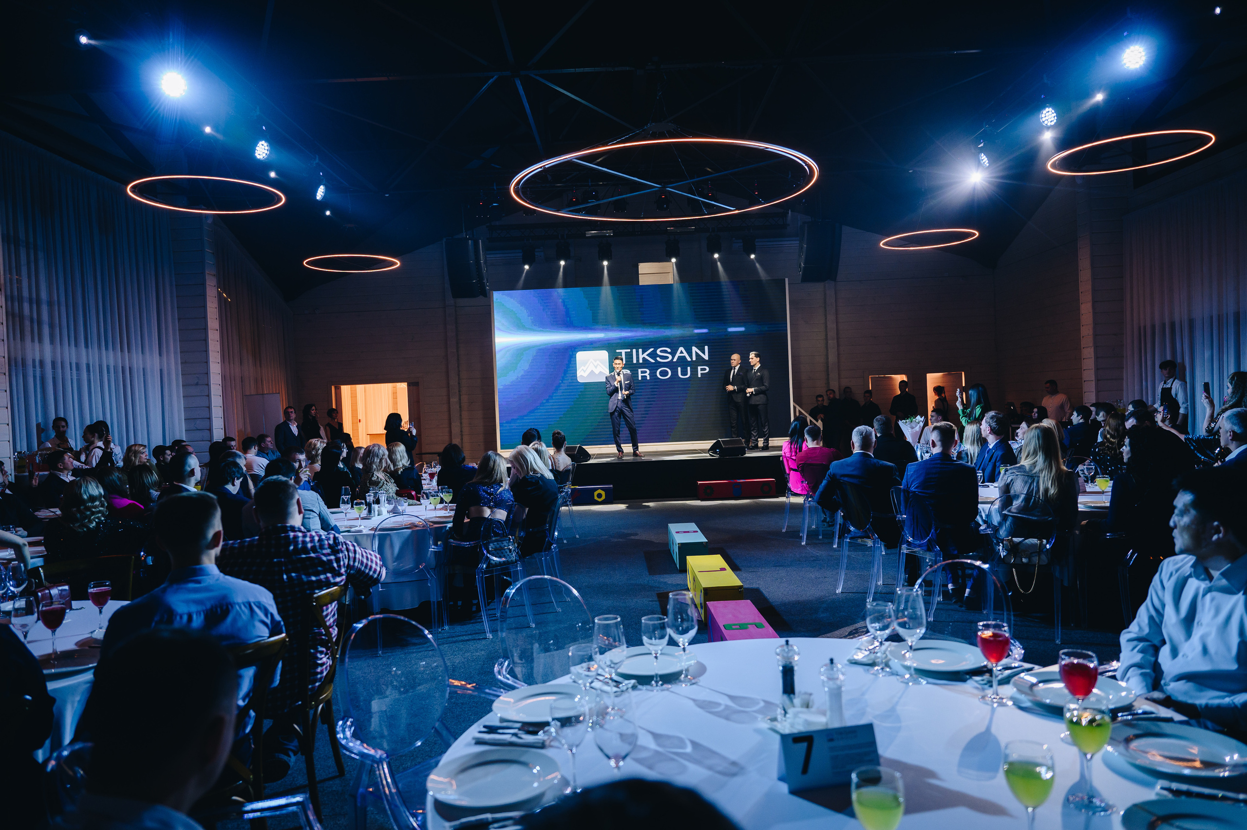 Репортажная съемка Красноярск,  фотосъемка конференций, юбилеев. Юлия Раскова — Портретный и семейный фотограф в Красноярске