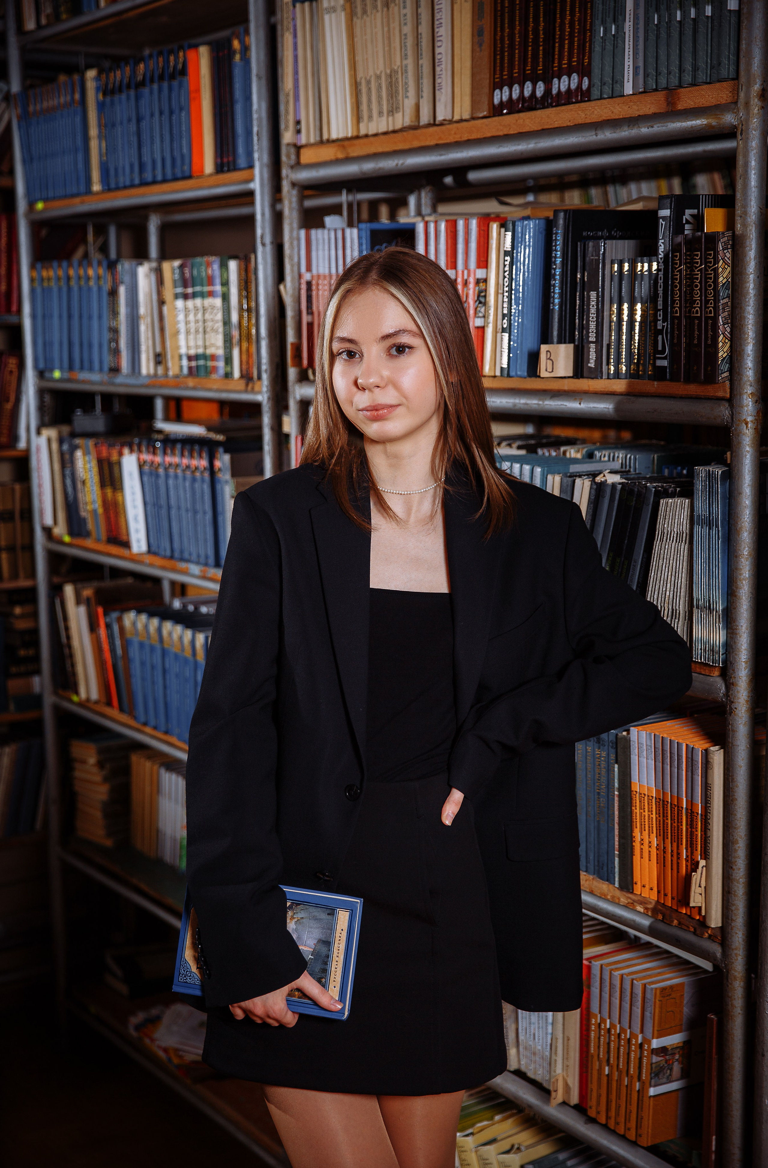 Старшая школа. Выпускные школьные фотоальбомы для школ и детских садов в Волгограде и Волжском