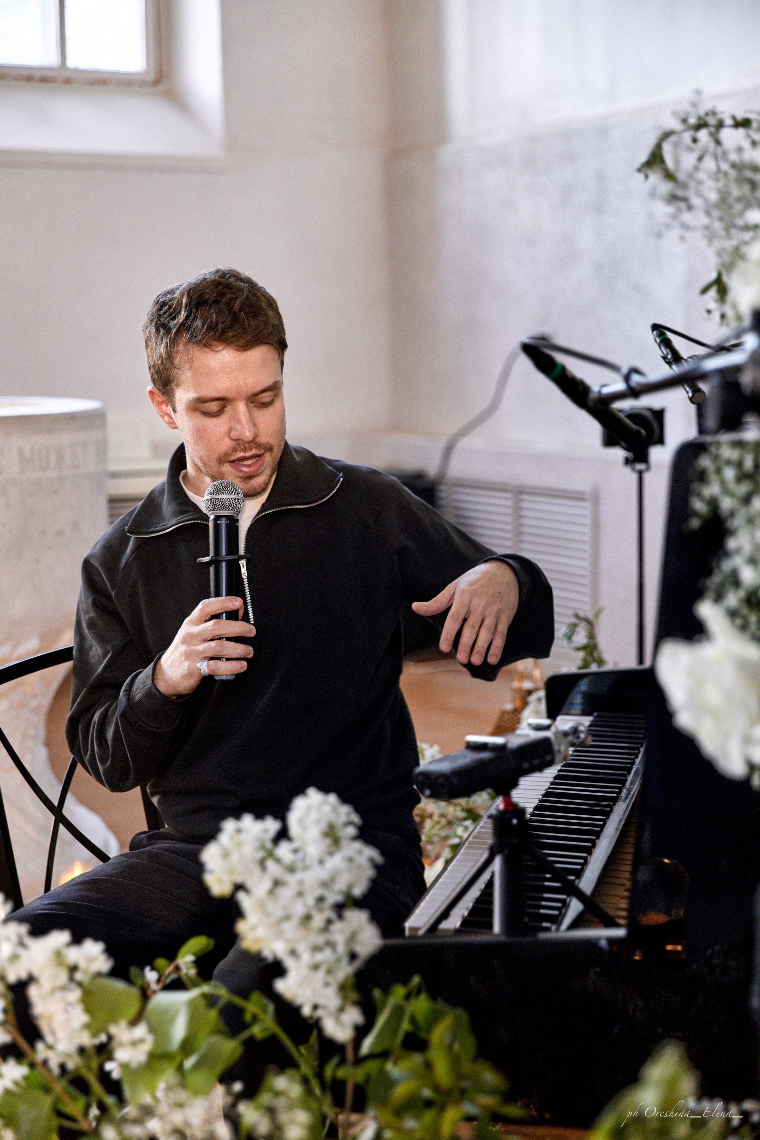 Концерт Дениса Стельмаха. Ульяновск, Евангелическо-Лютеранская церковь Св.Марии. Свадебный и семейный фотограф в Ульяновске Орешина Елена