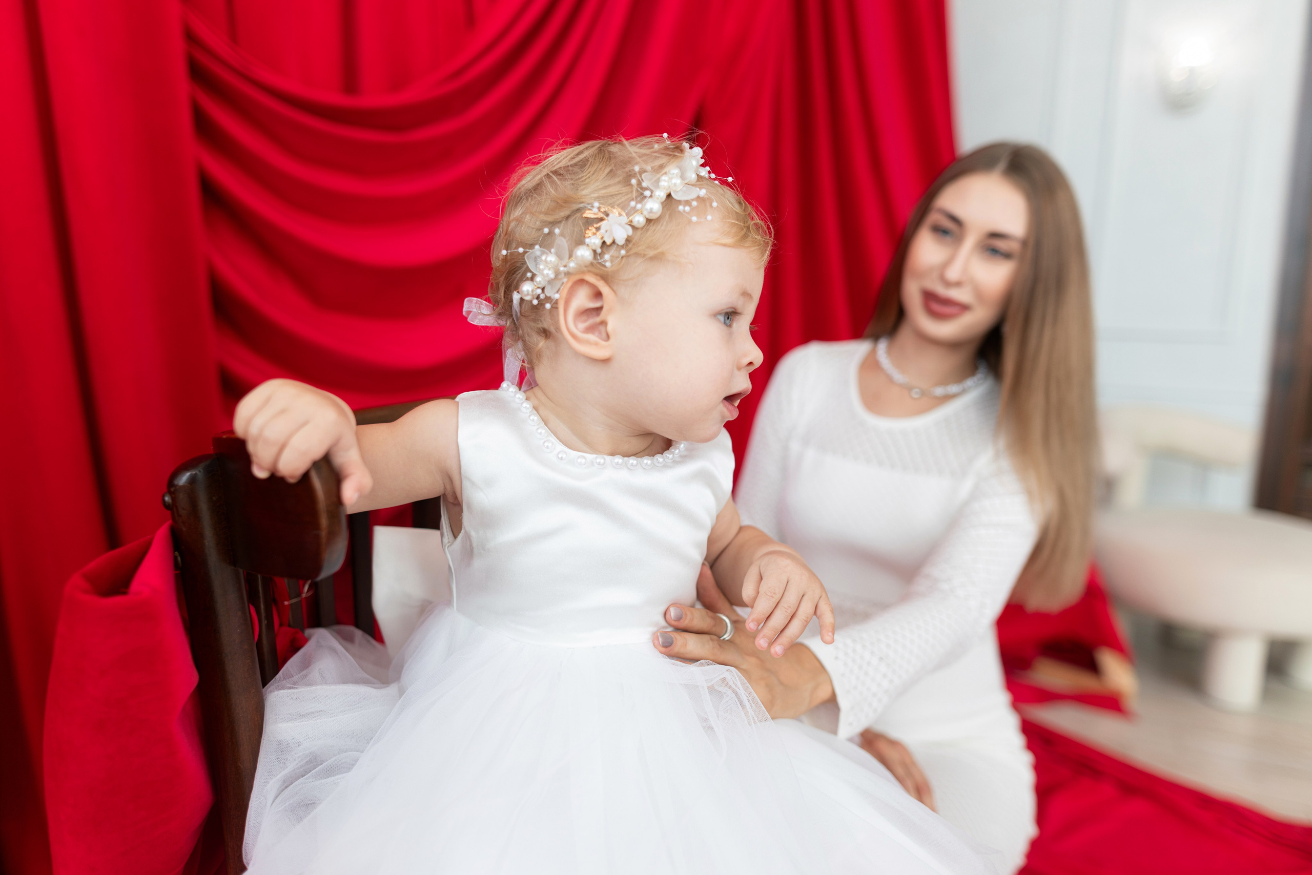 Семейная съемка для Яны и Дани в интерьере. Дмитрий Шульгин, портретный фотограф в Воронеже