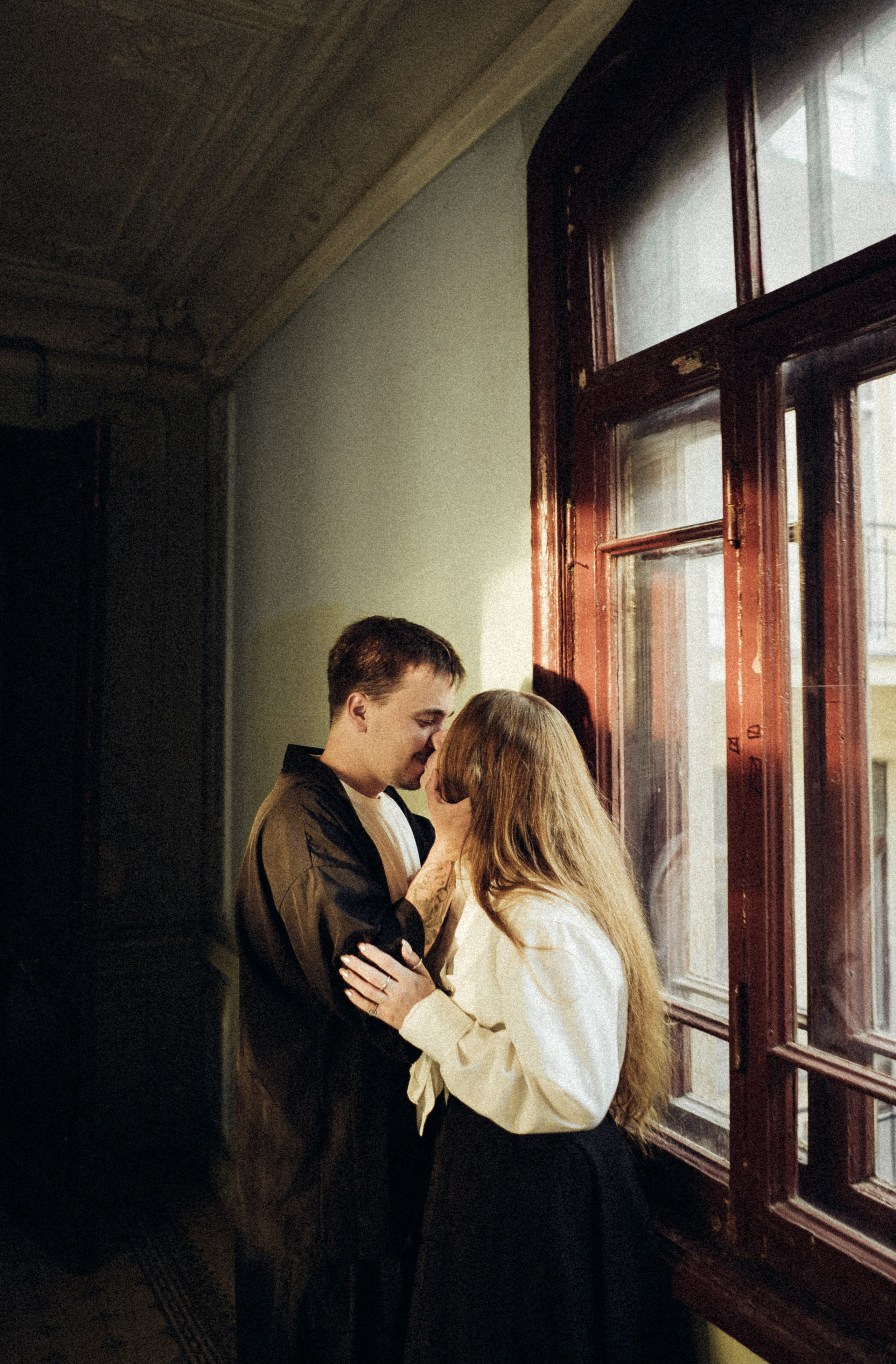 Booking. Elena Raya • Photographer