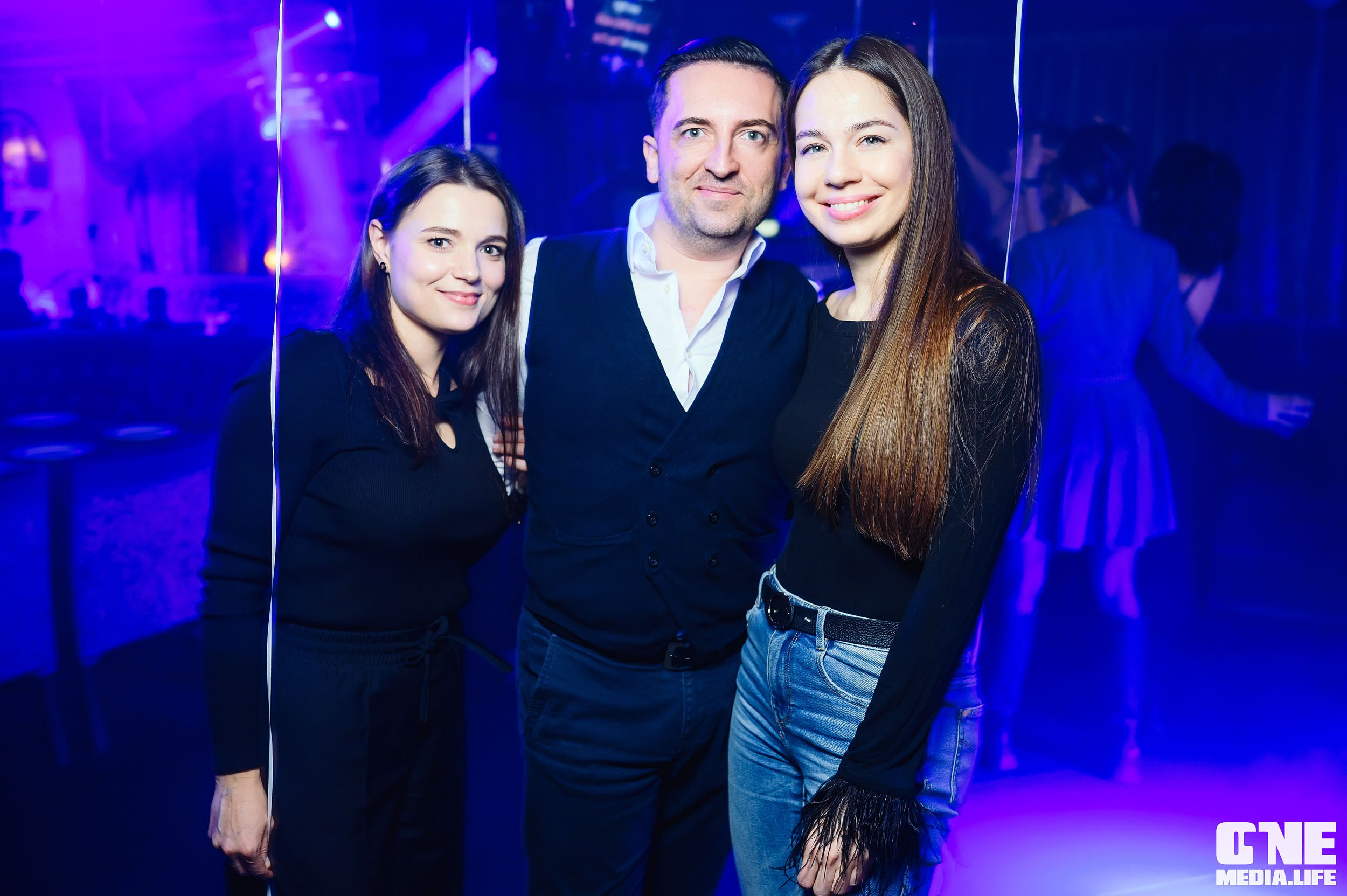 Фотоотчет из караоке-клуба Эйфория. One Media Life: фоторепортажи, фотоотчеты с мероприятий и заведений