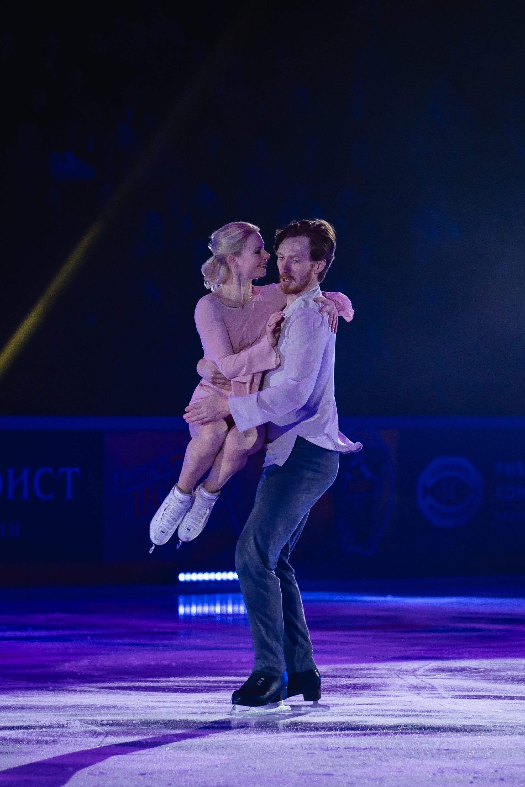 Шоу «Чемпионы на льду» в Новосибирске. Воробьева Ксения — Спортивный и танцевальный фотограф Новосибирск