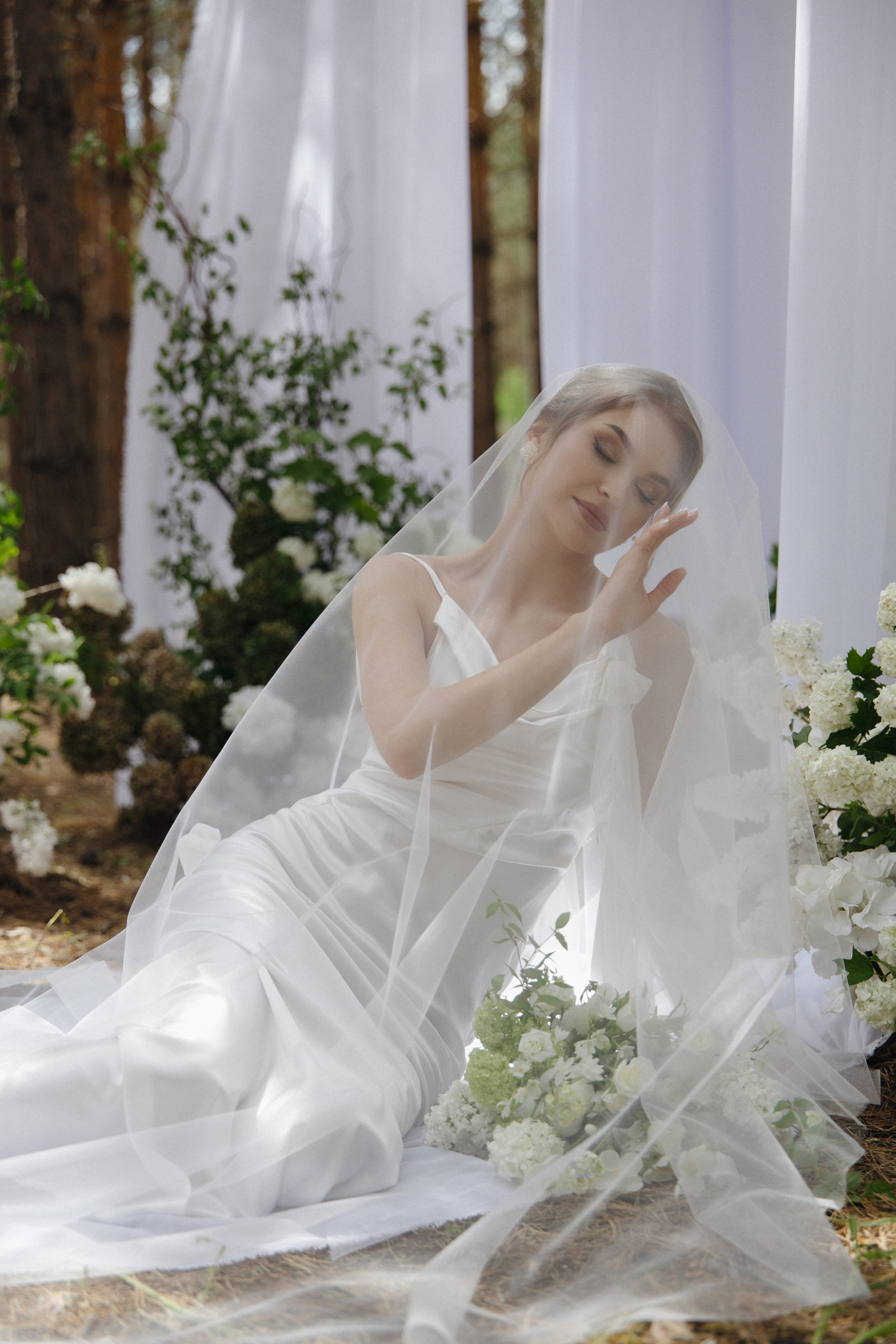 Свадьба в лесу