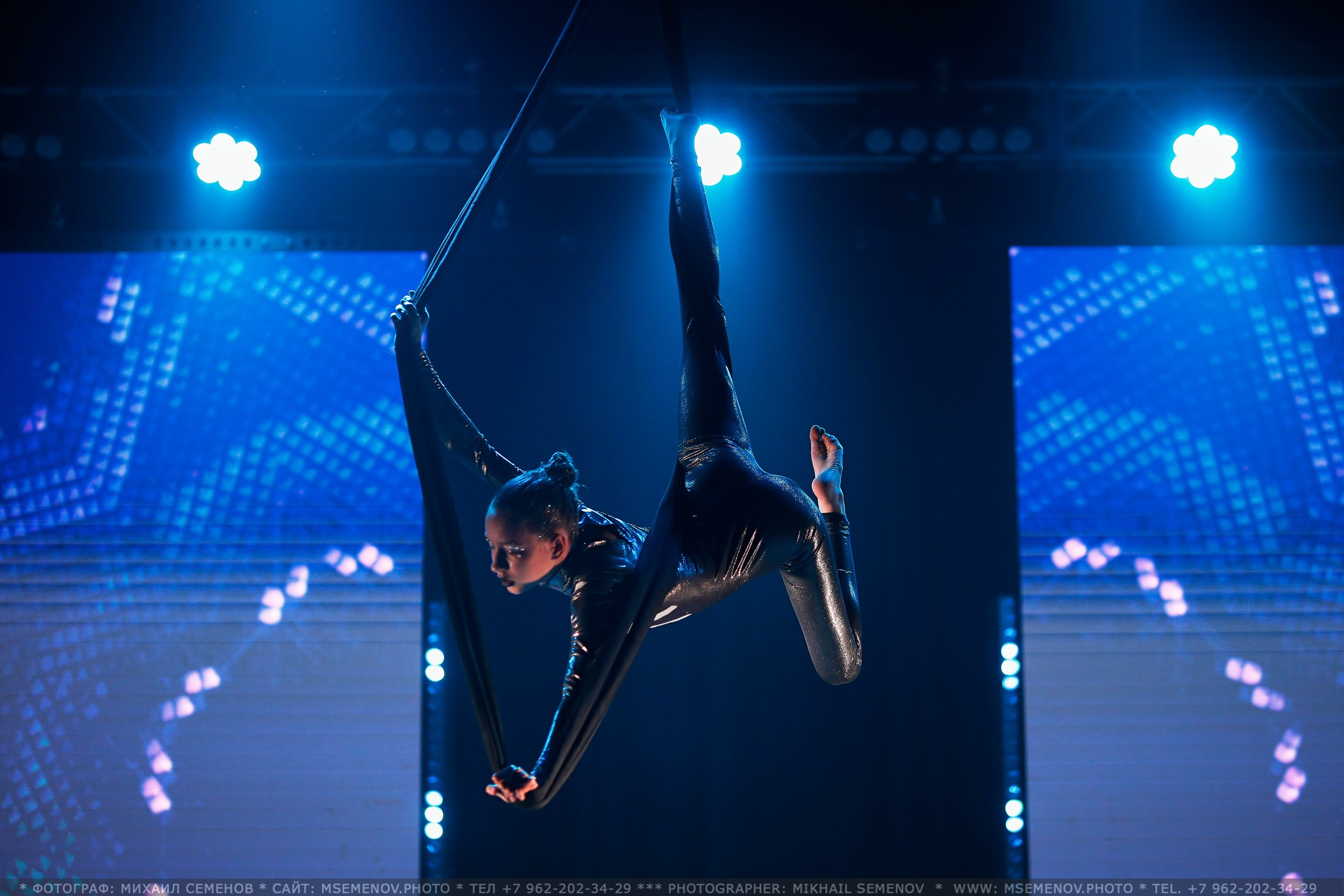 Анонс фоторепортажа с Концерта Грация. POLE DANCE. Photographer for business Mikhail Semenov. Aqua photo studio, photo school