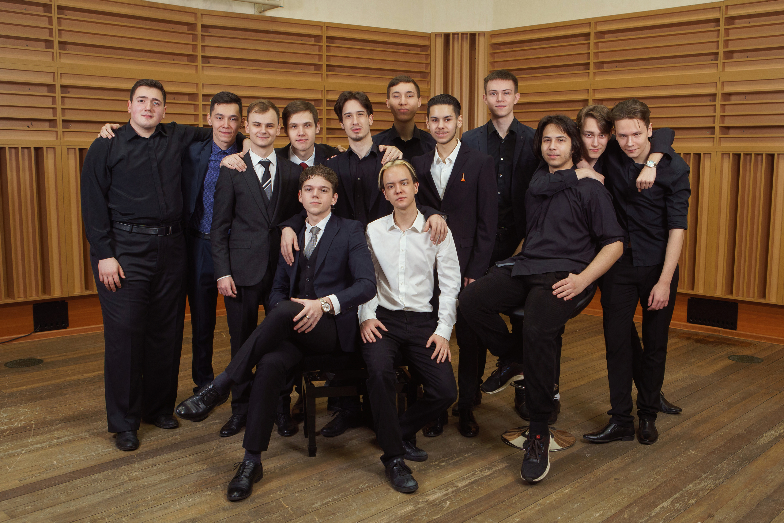 Фотоальбом для выпускников Новосибирской специальной музыкальной школы. Фотомастерская Воробьевых