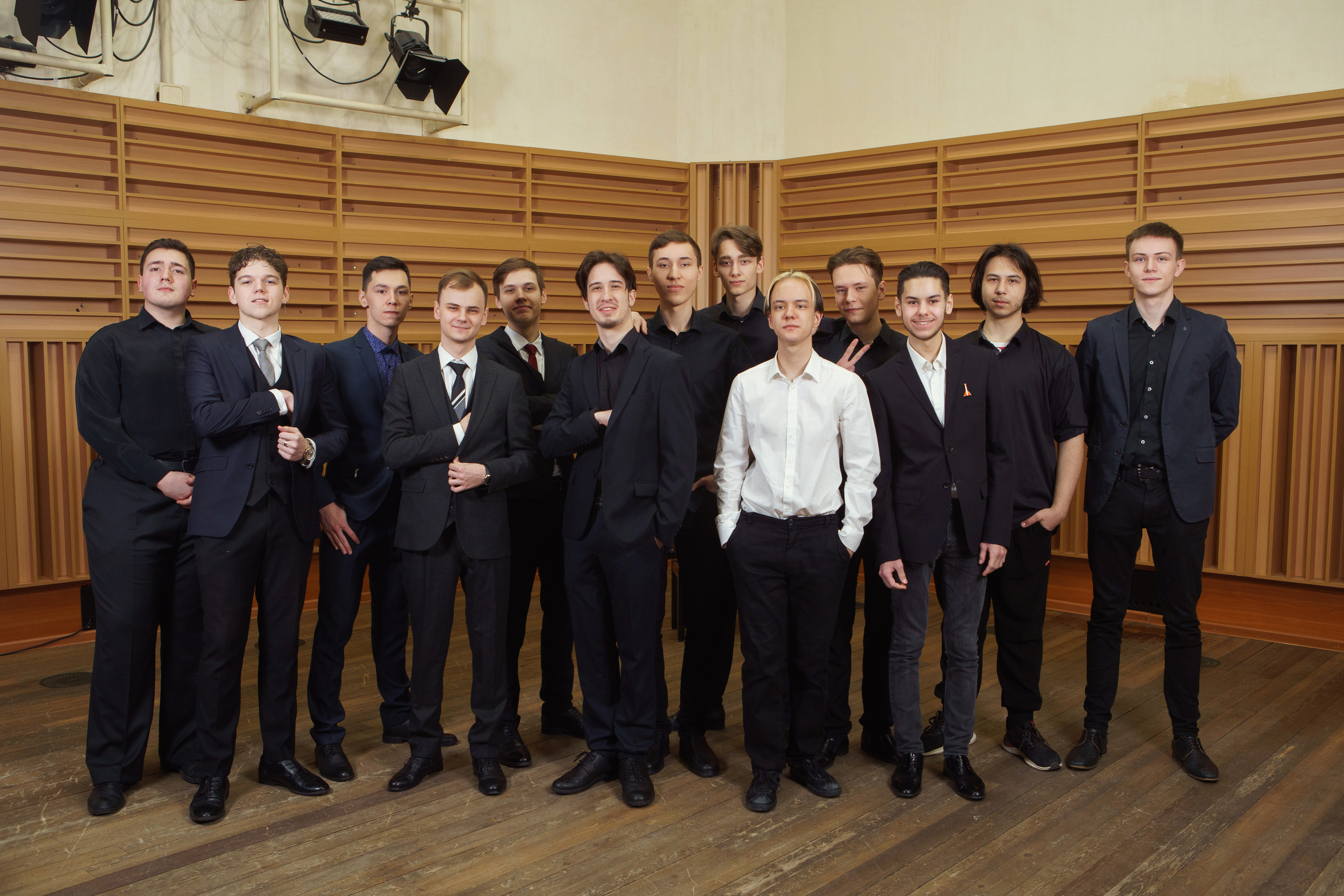 Фотоальбом для выпускников Новосибирской специальной музыкальной школы. Фотомастерская Воробьевых