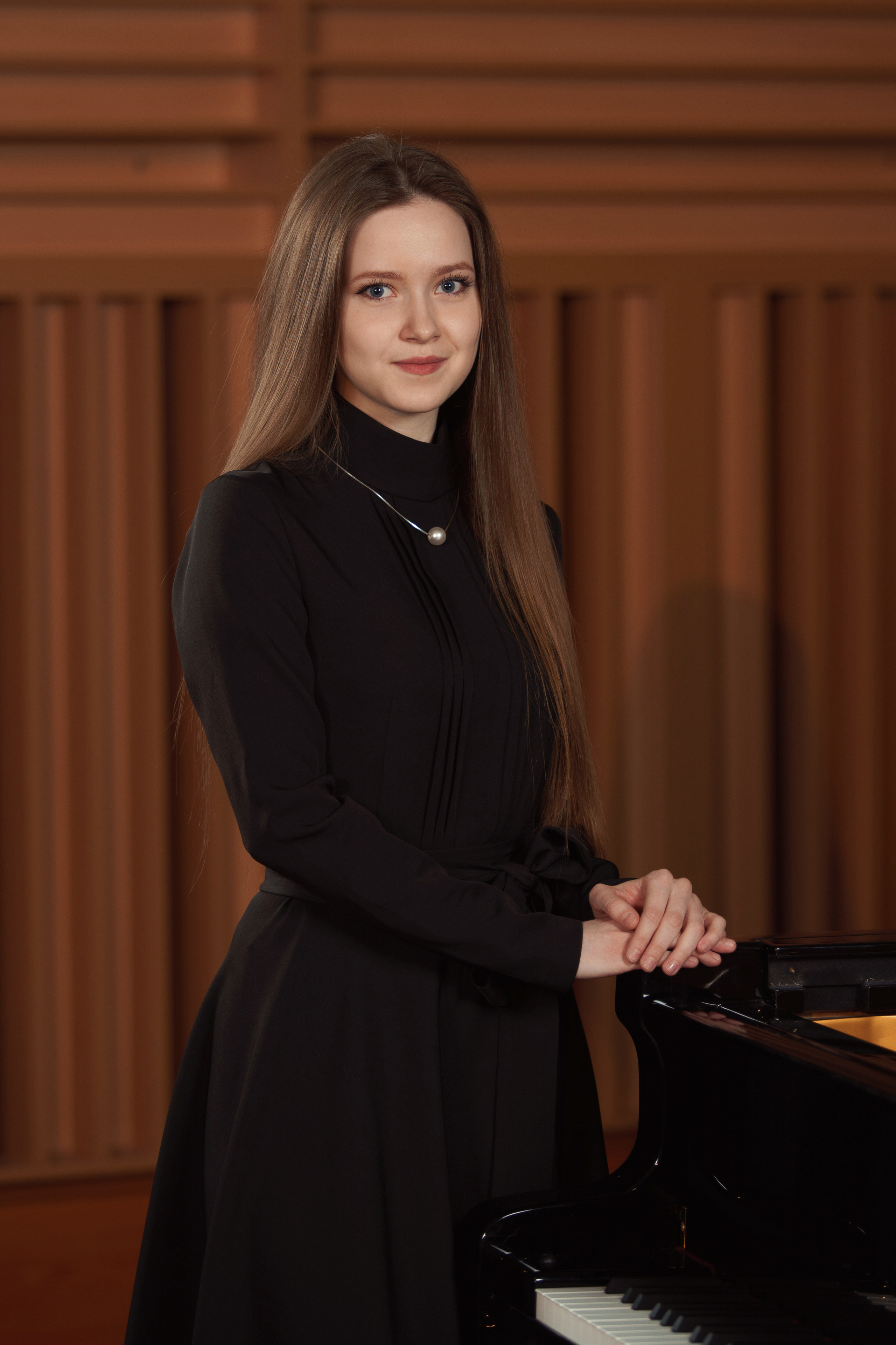 Фотоальбом для выпускников Новосибирской специальной музыкальной школы. Фотомастерская Воробьевых