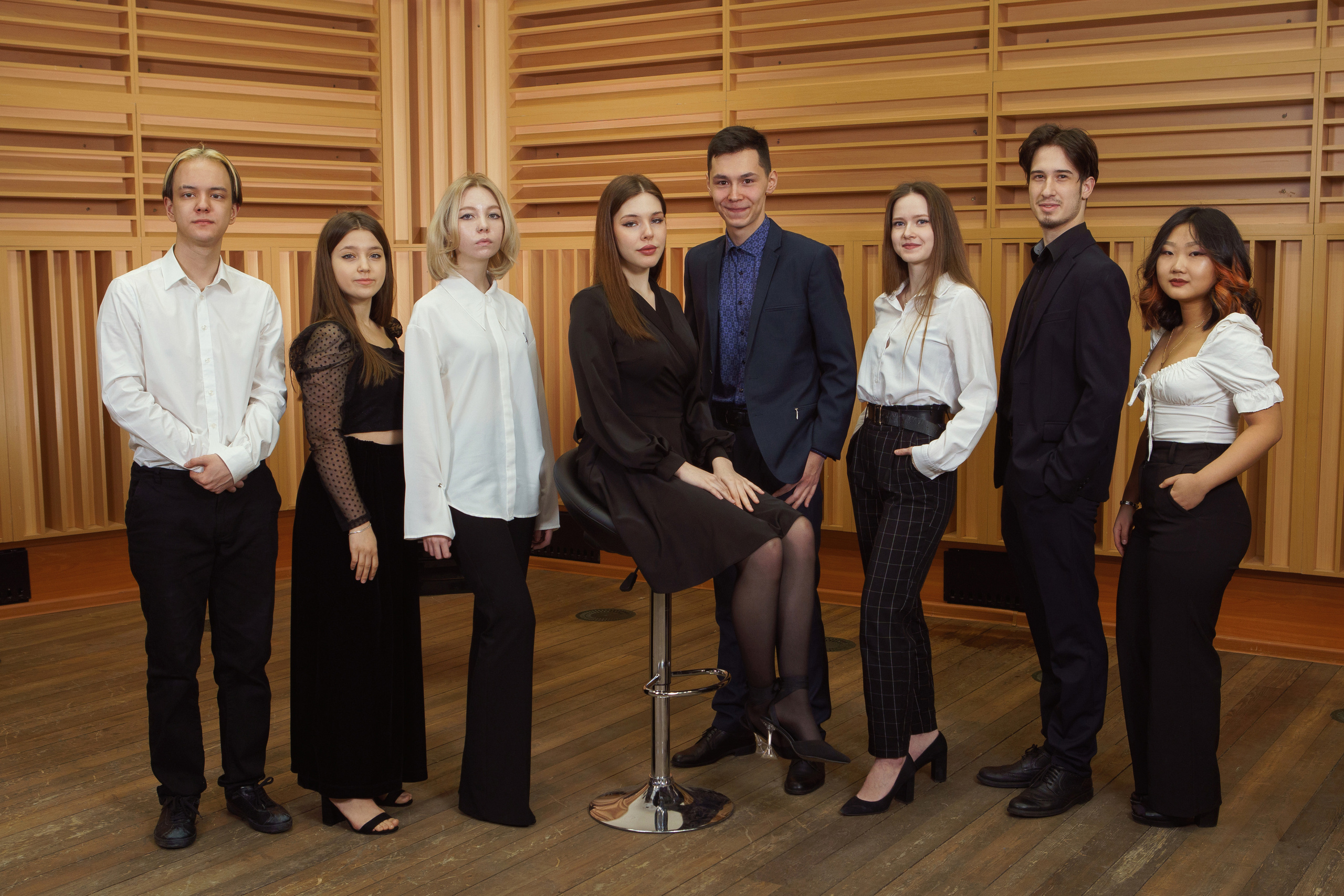 Фотоальбом для выпускников Новосибирской специальной музыкальной школы. Фотомастерская Воробьевых