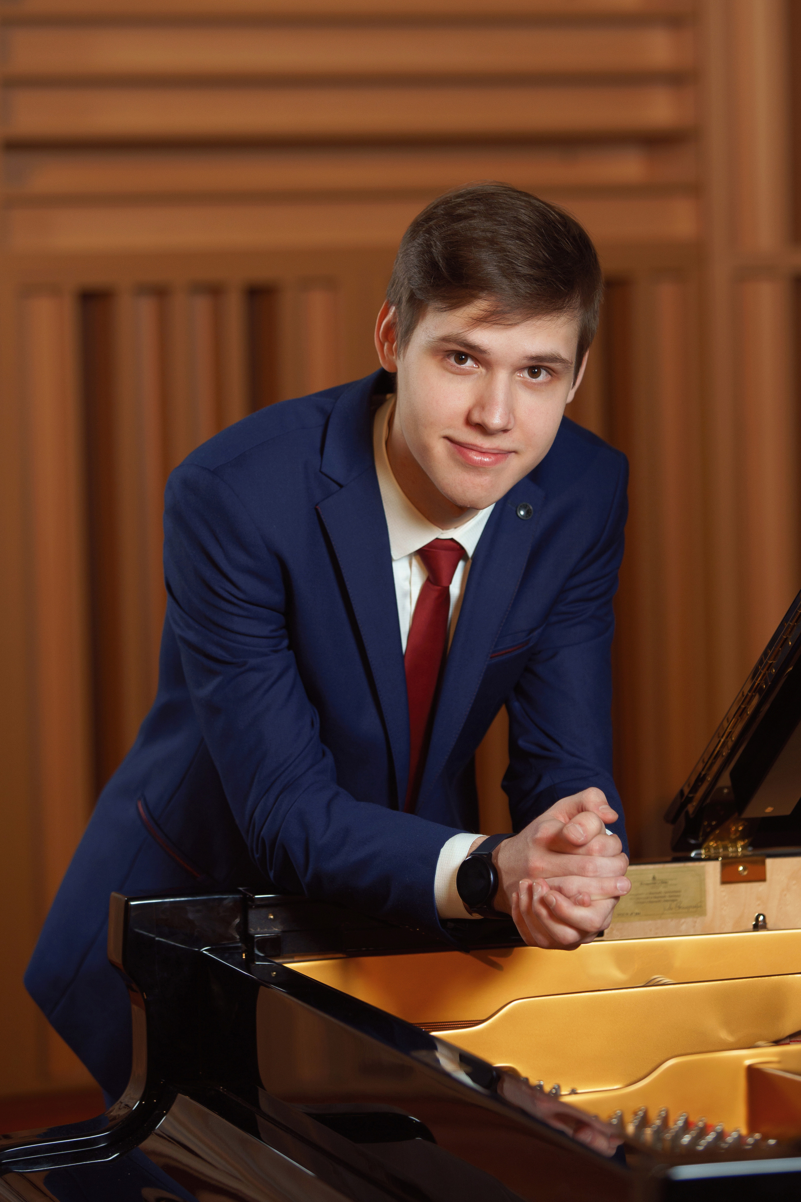 Фотоальбом для выпускников Новосибирской специальной музыкальной школы. Фотомастерская Воробьевых