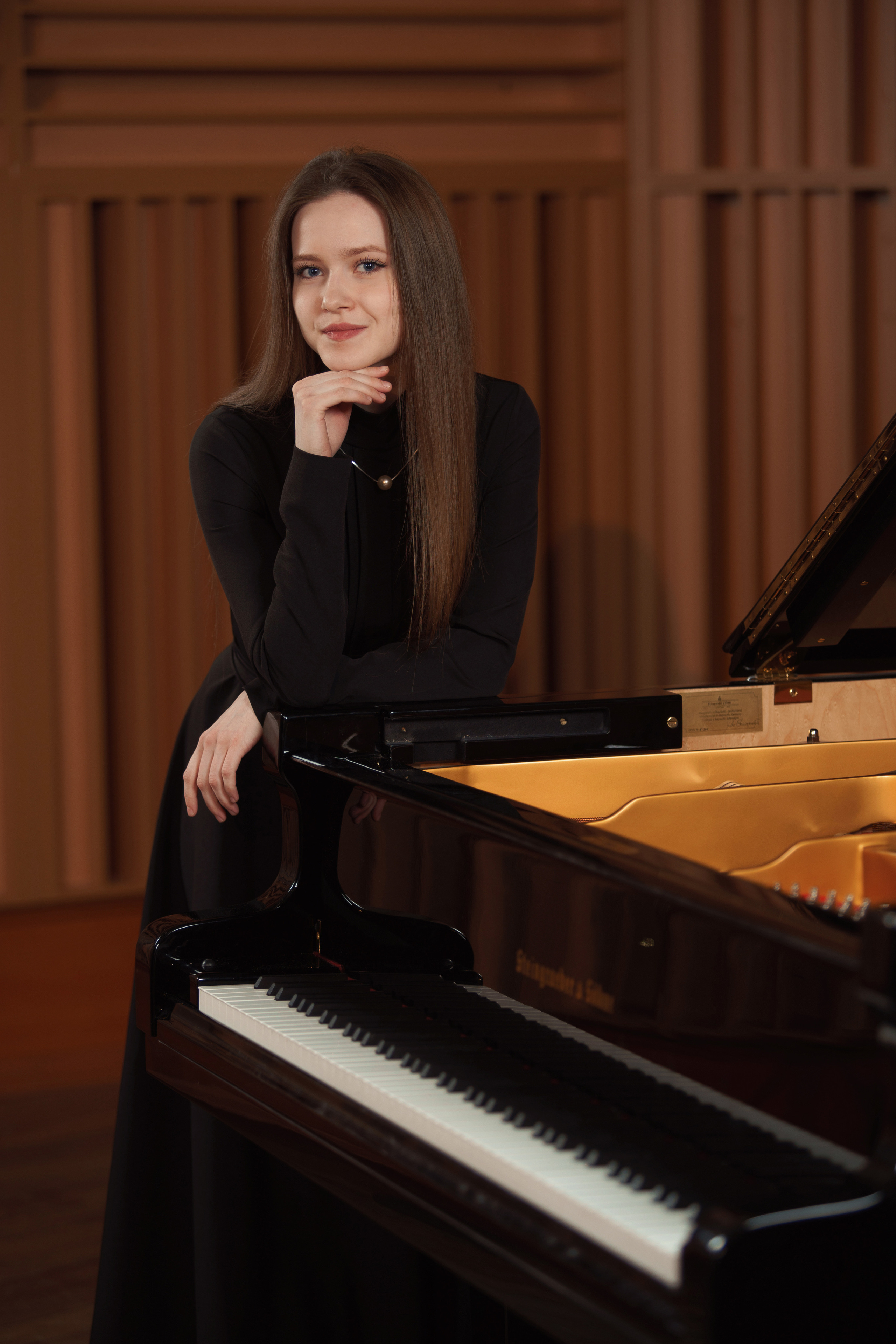 Фотоальбом для выпускников Новосибирской специальной музыкальной школы. Фотомастерская Воробьевых