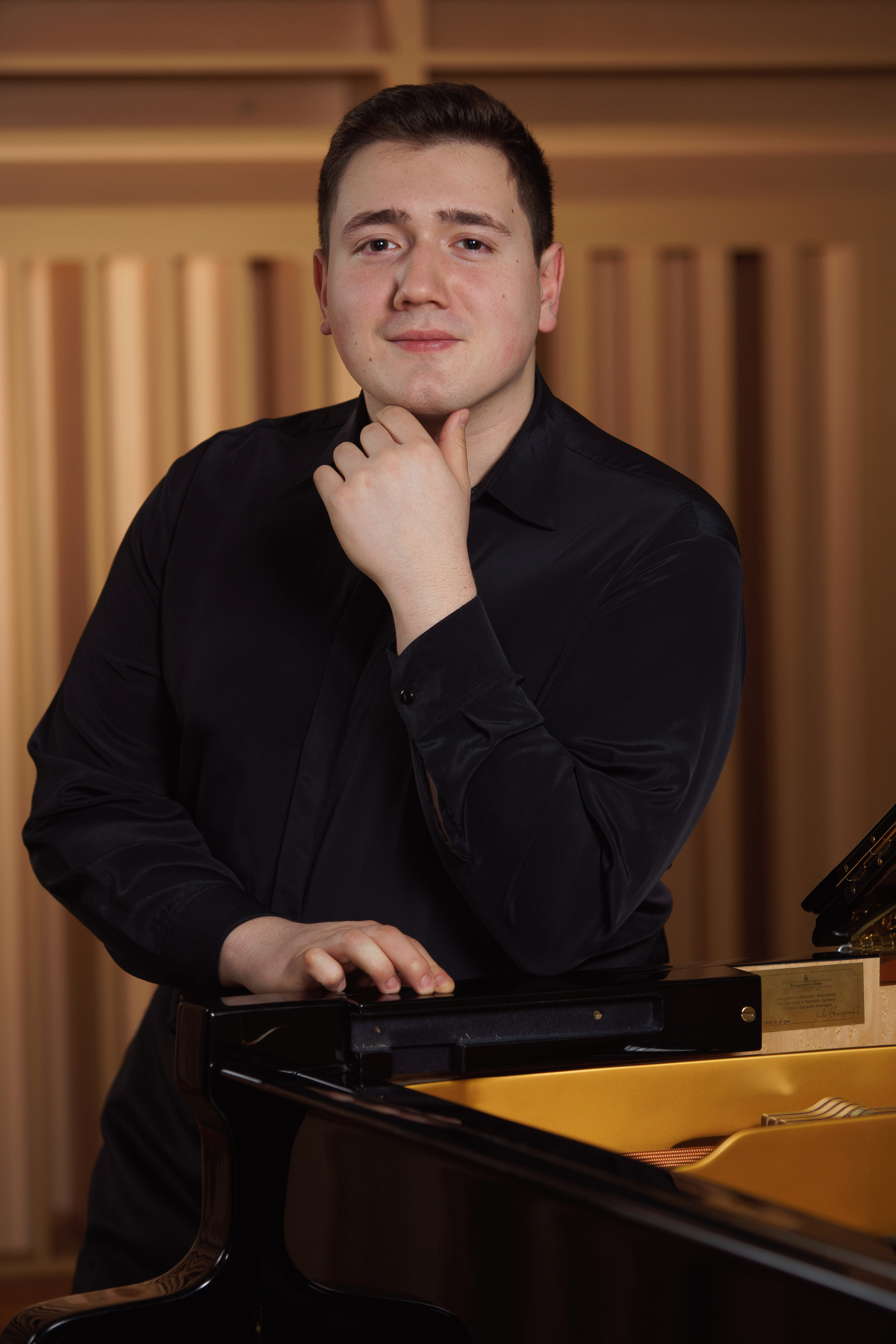 Фотоальбом для выпускников Новосибирской специальной музыкальной школы. Фотомастерская Воробьевых