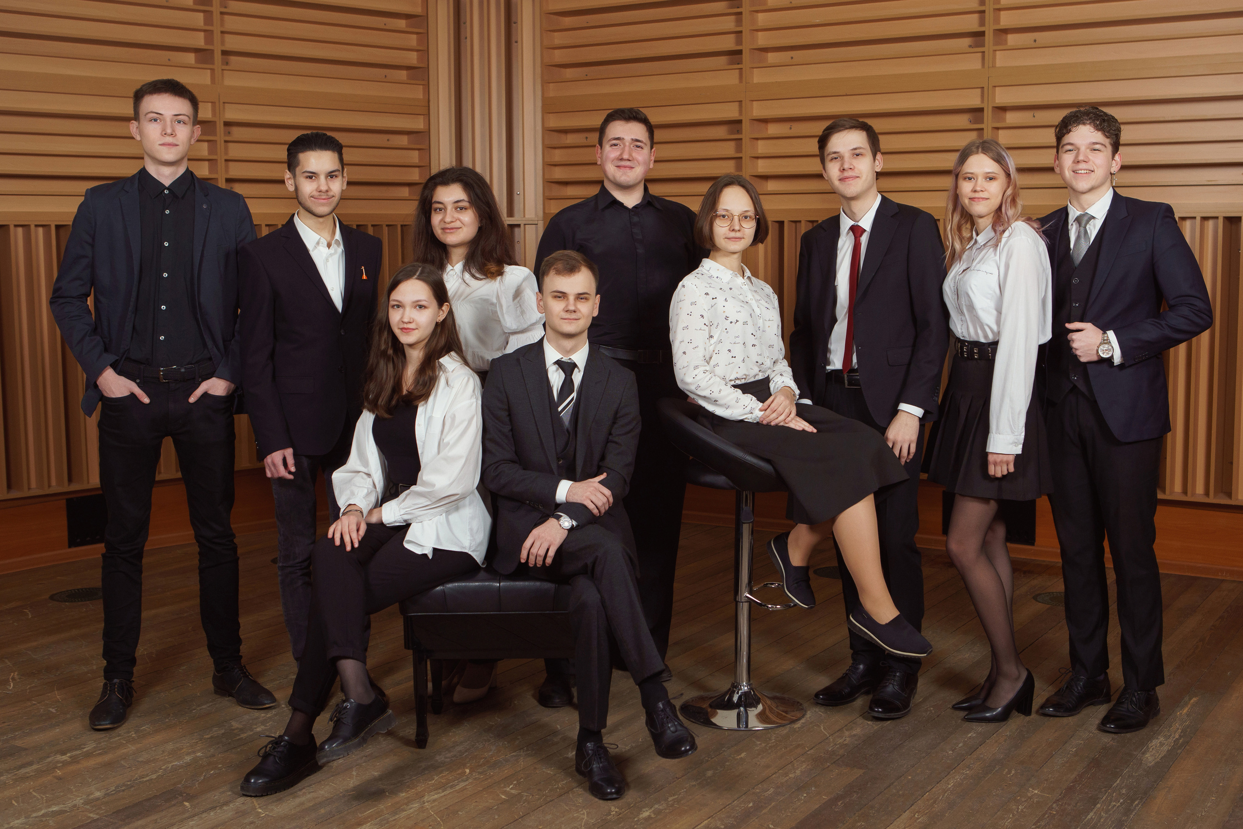 Фотоальбом для выпускников Новосибирской специальной музыкальной школы. Фотомастерская Воробьевых