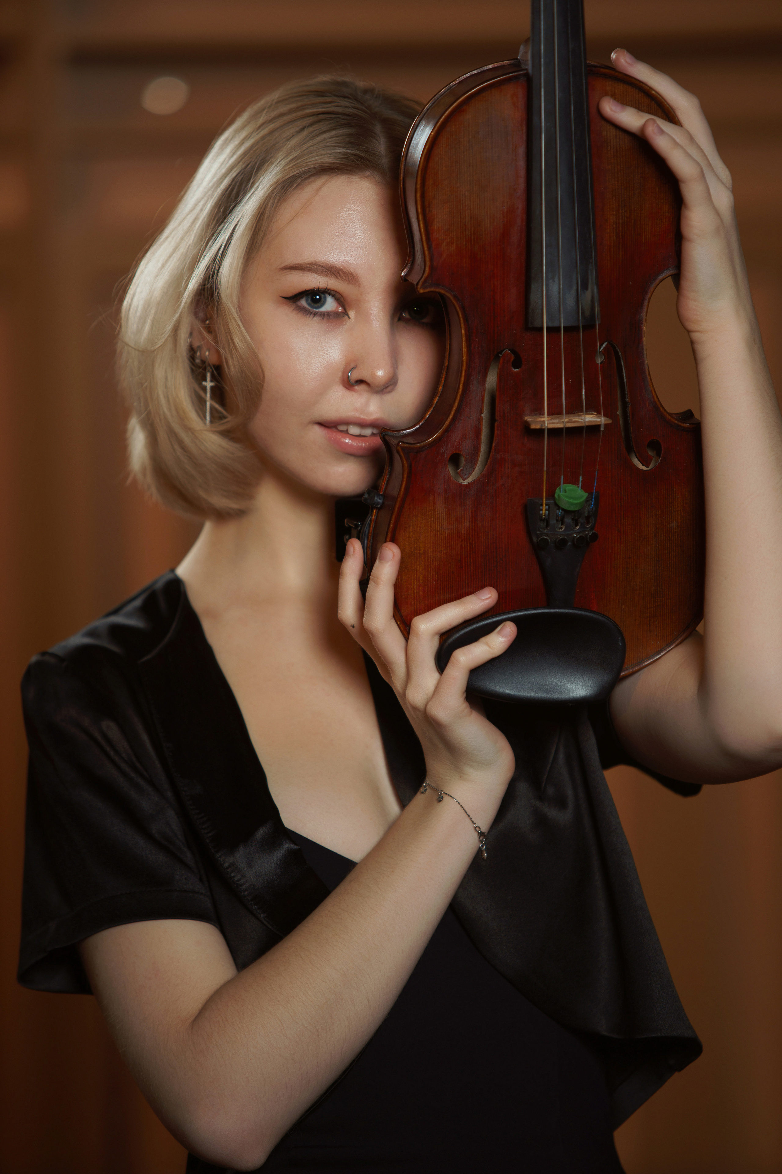 Фотоальбом для выпускников Новосибирской специальной музыкальной школы. Фотомастерская Воробьевых