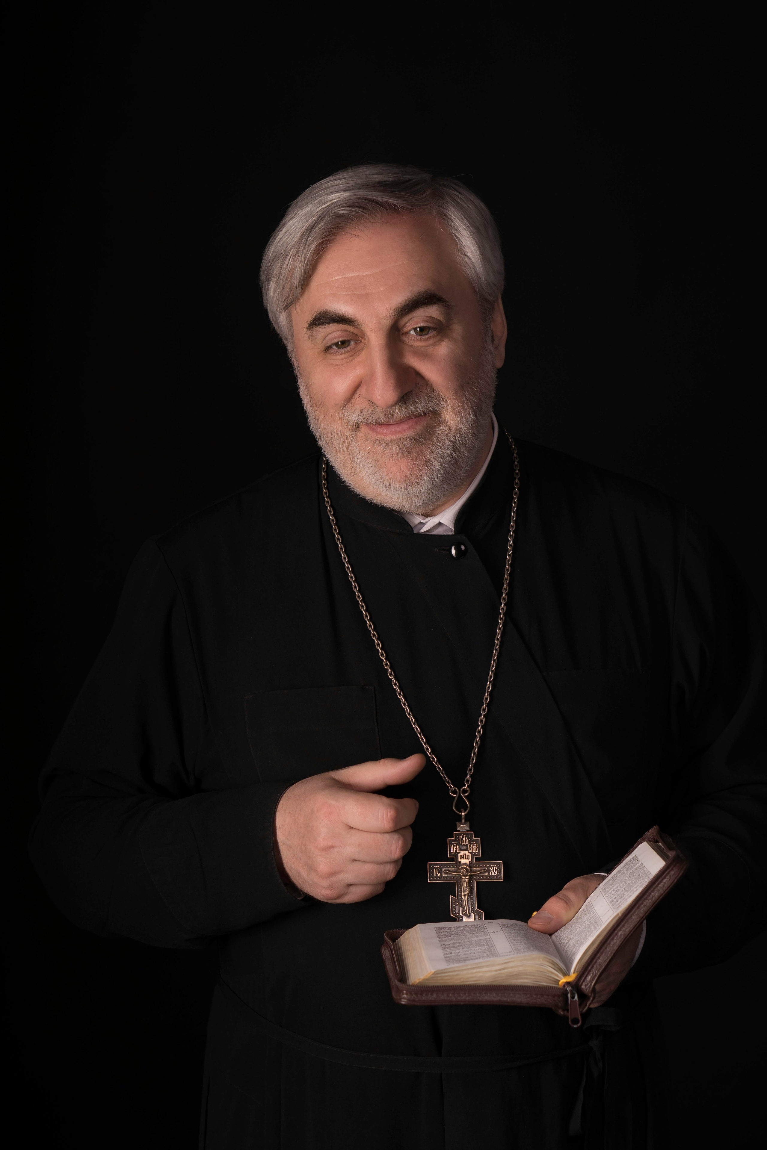 ФОТОГРАФ РАДОСТИ Фотосессия в студии СПб. Портретный фотограф — Юрий Торлопов