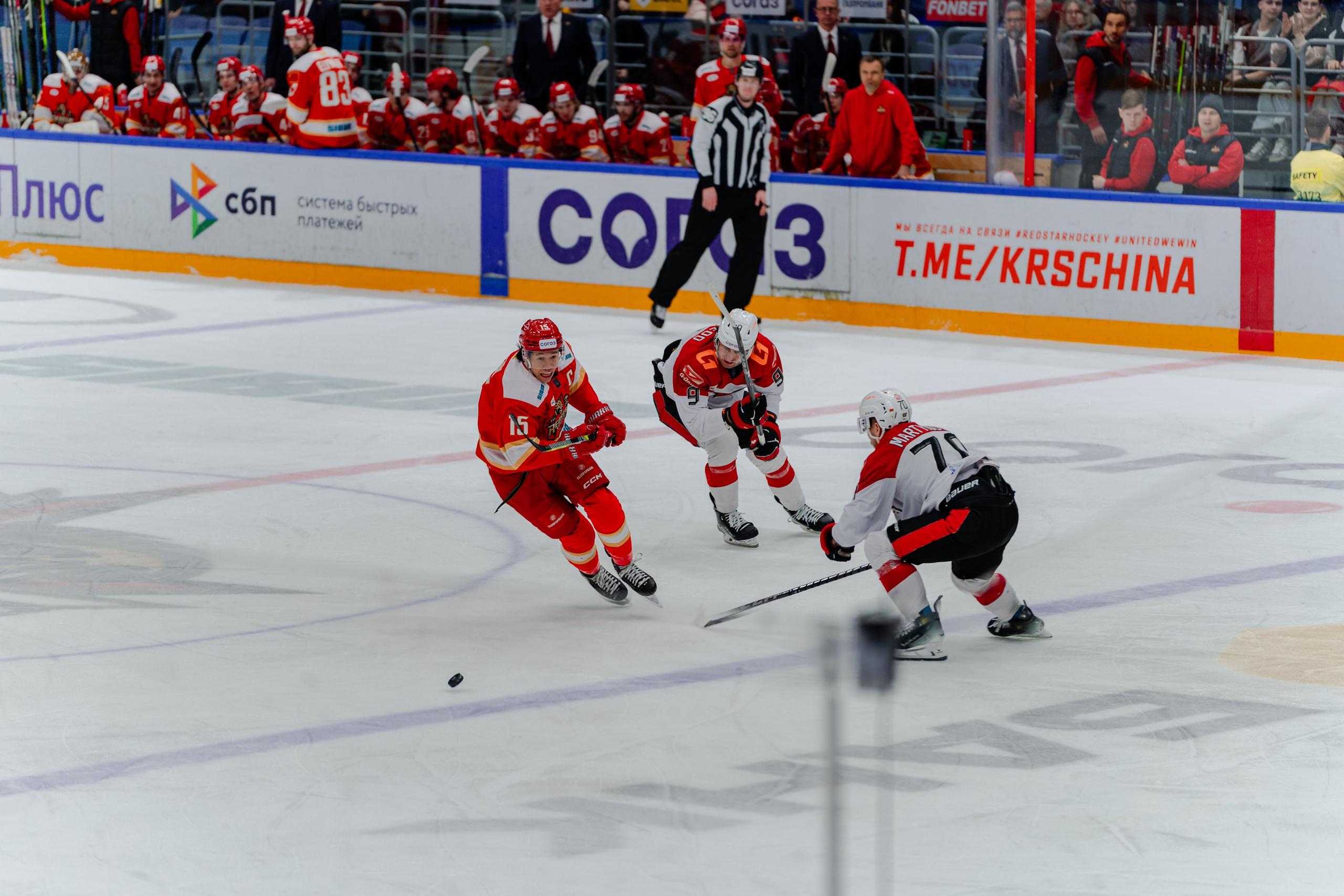 КХЛ КУНЬЛУНЬ РС — АВАНГАРД 22 МАРТА 2025. Репортажный фотограф в Москве Измалков Артем