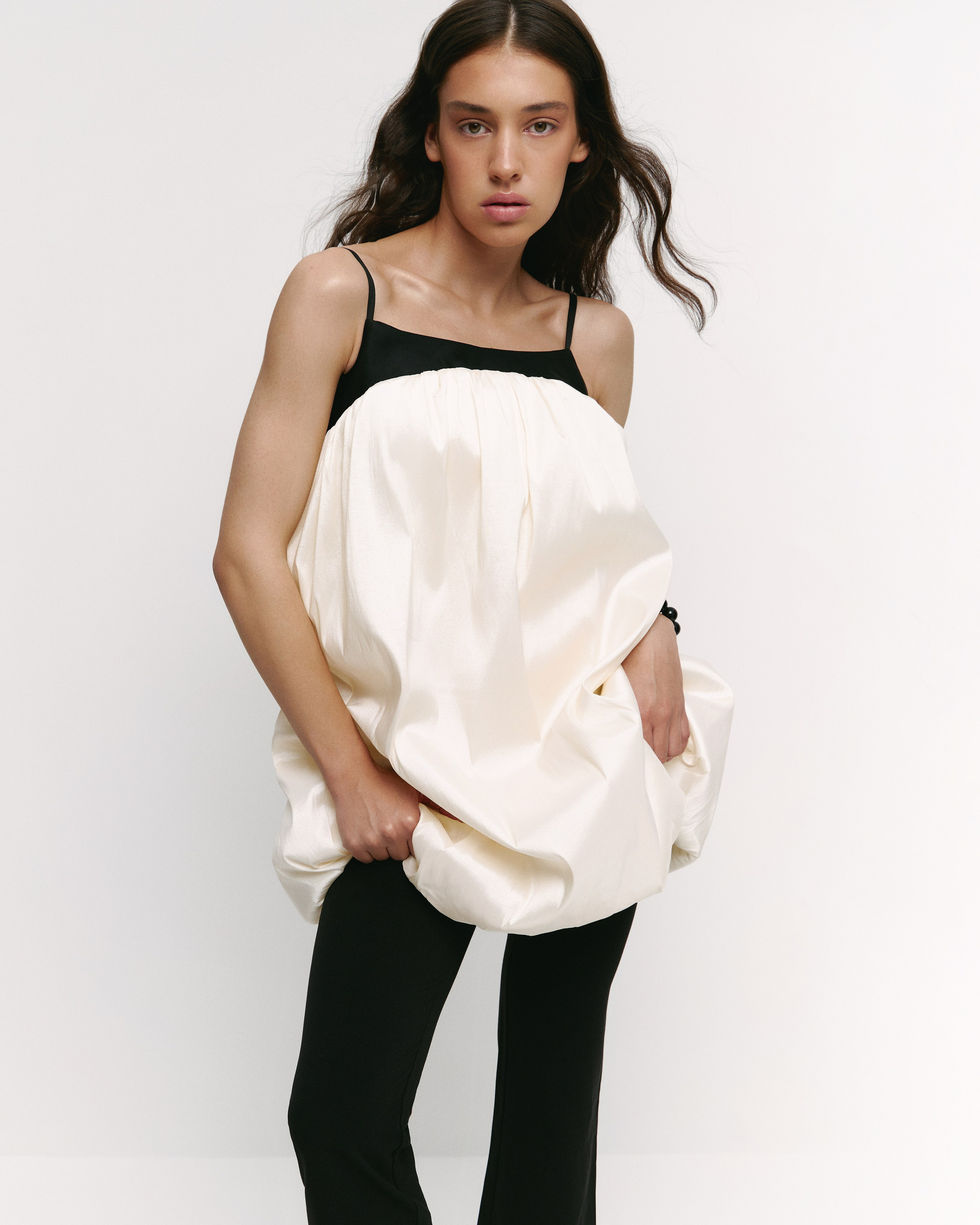 Fashion and model test photographer based in Dubai and Abu-Dhabi