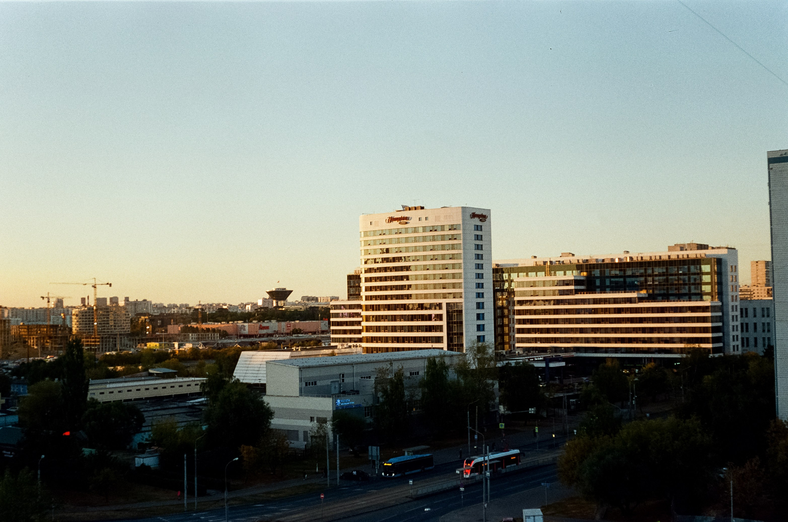 Voigtlander Vitessa / Color-Skopar 50 mm f/3.5 / Kodak Gold 100 (просрочка)