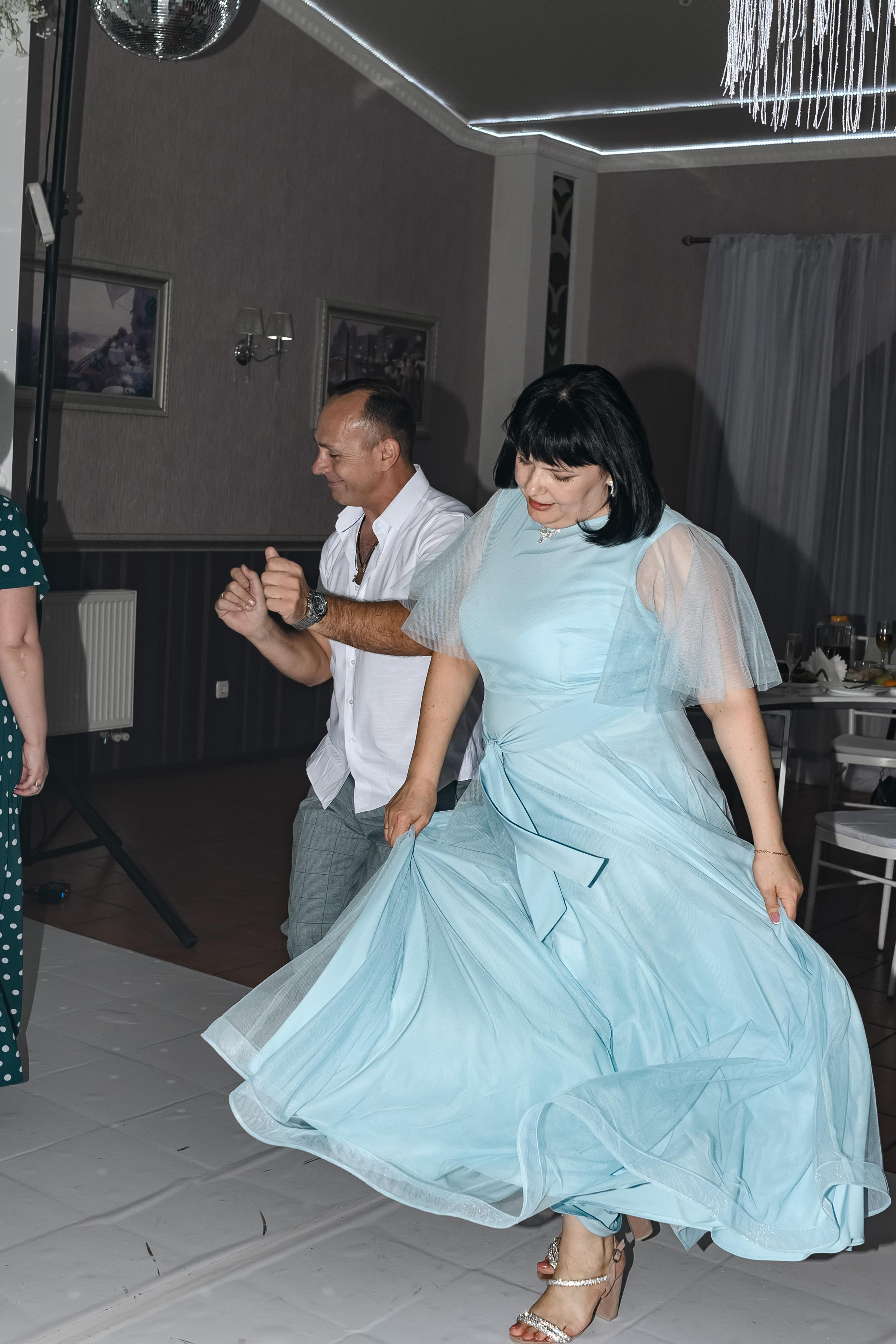 Свадьба, полный день. Юлия Басня семейный и свадебный фотограф в Донецке