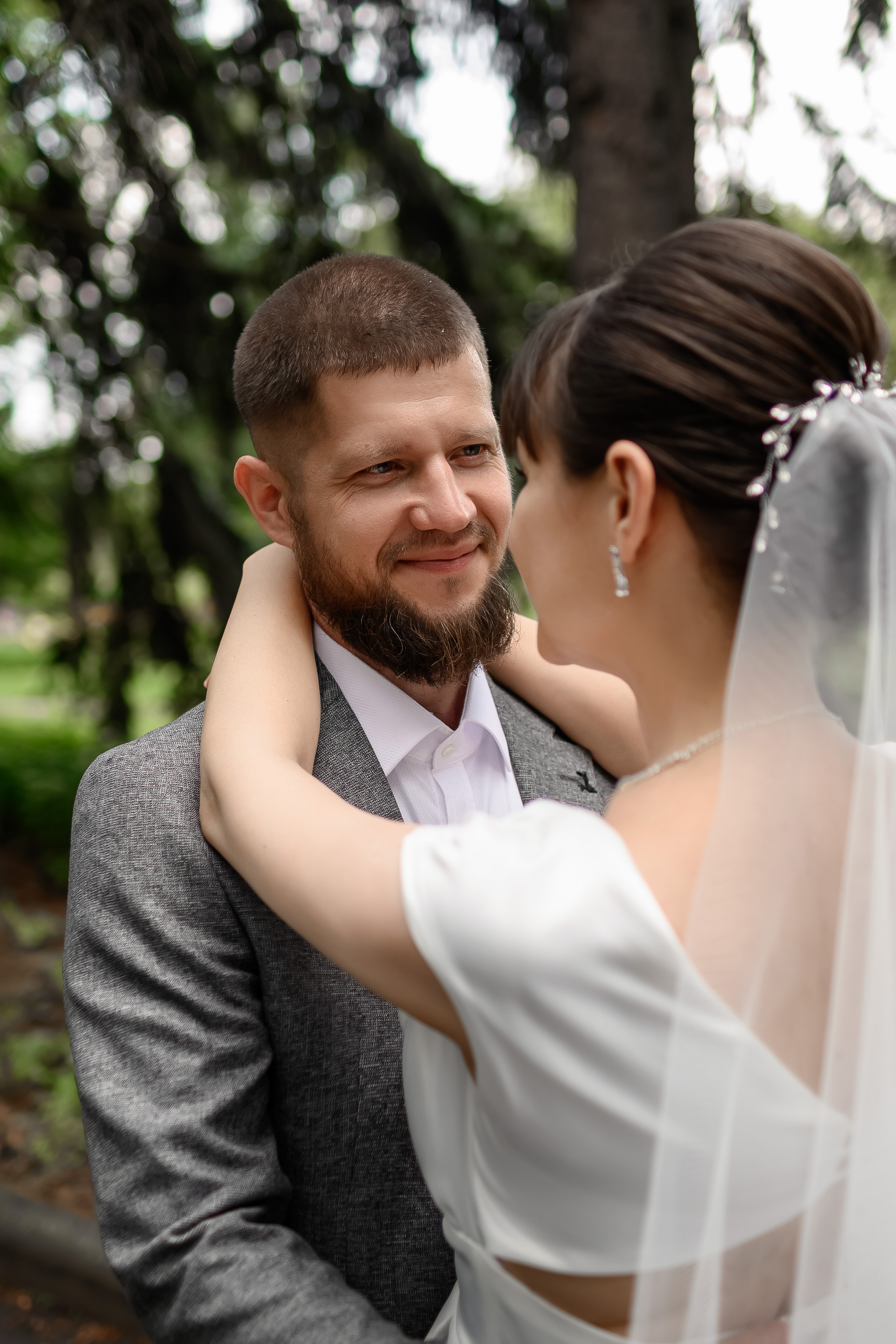 Юрий и Евгения. Юлия Басня семейный и свадебный фотограф в Донецке