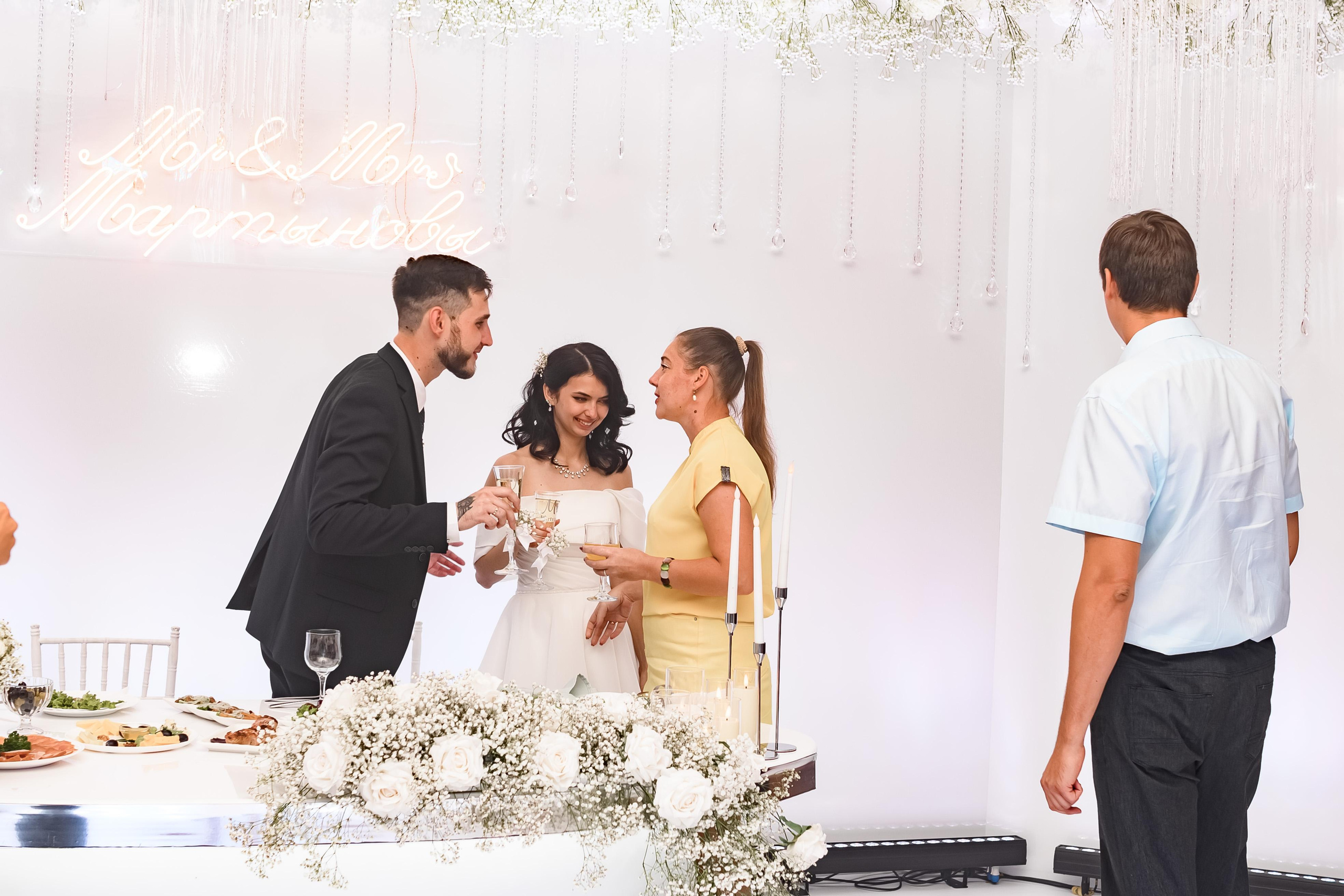 Свадьба, полный день. Юлия Басня семейный и свадебный фотограф в Донецке