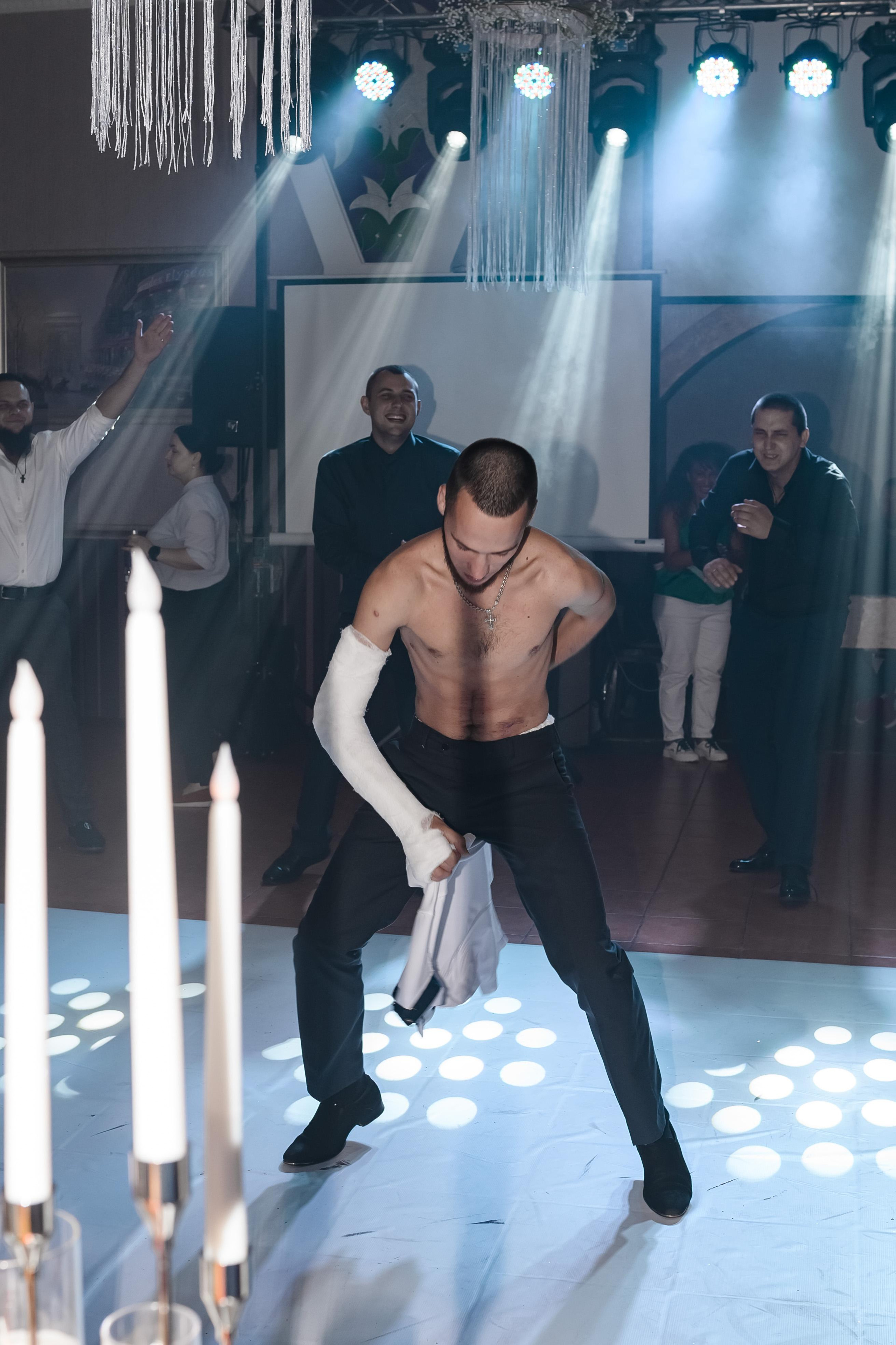 Свадьба, полный день. Юлия Басня семейный и свадебный фотограф в Донецке