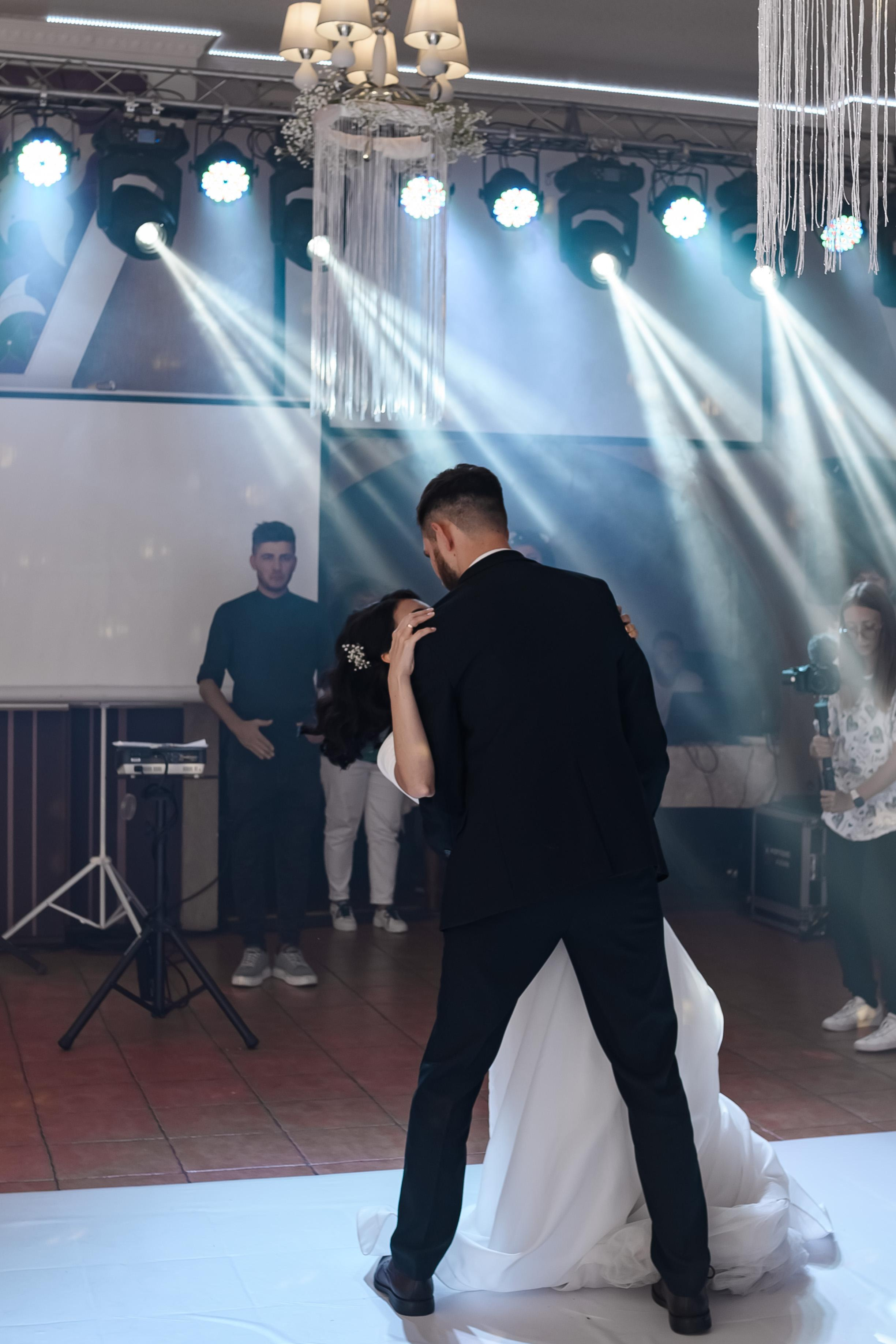 Свадьба, полный день. Юлия Басня семейный и свадебный фотограф в Донецке