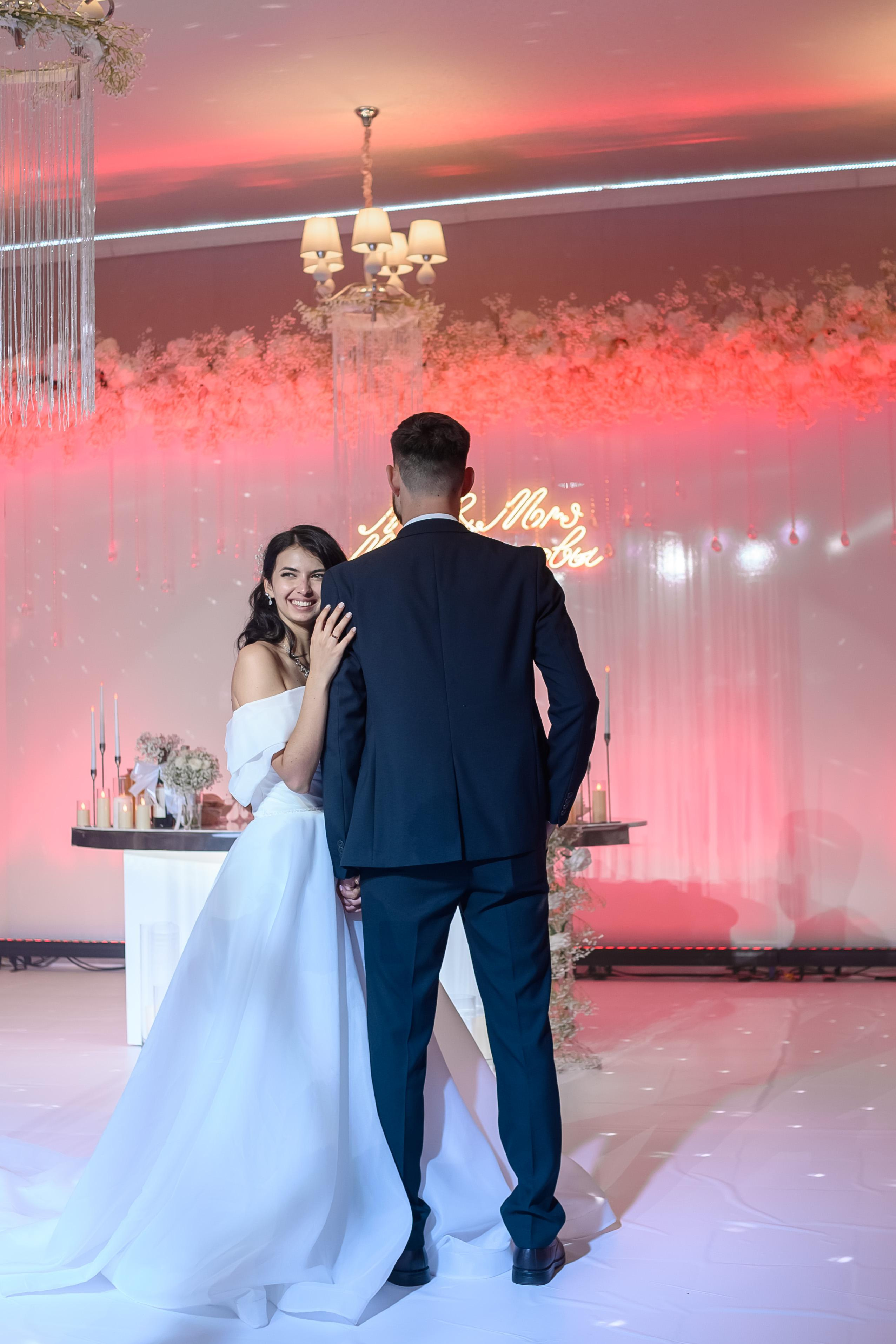 Свадьба, полный день. Юлия Басня семейный и свадебный фотограф в Донецке