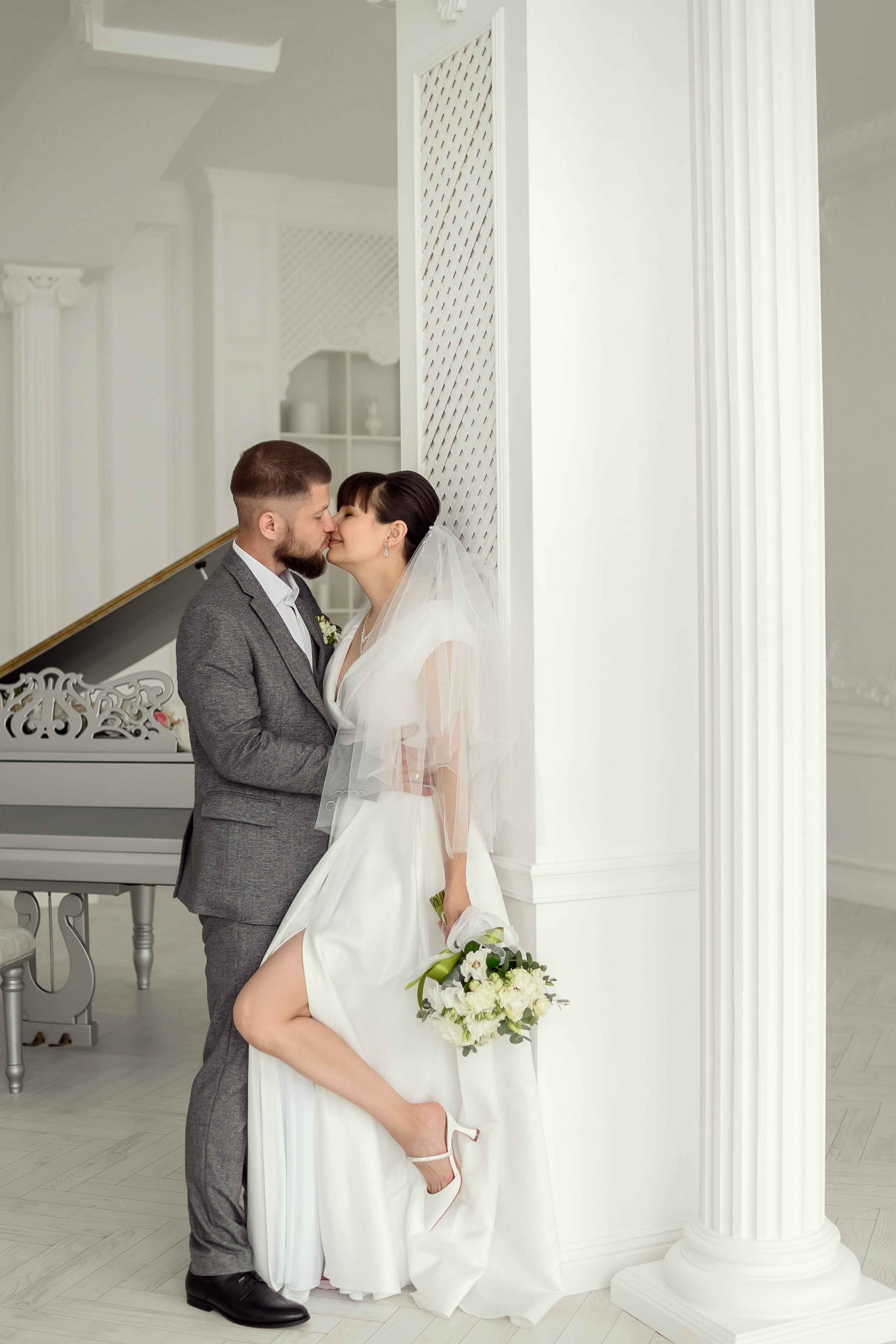 Юрий и Евгения. Юлия Басня семейный и свадебный фотограф в Донецке