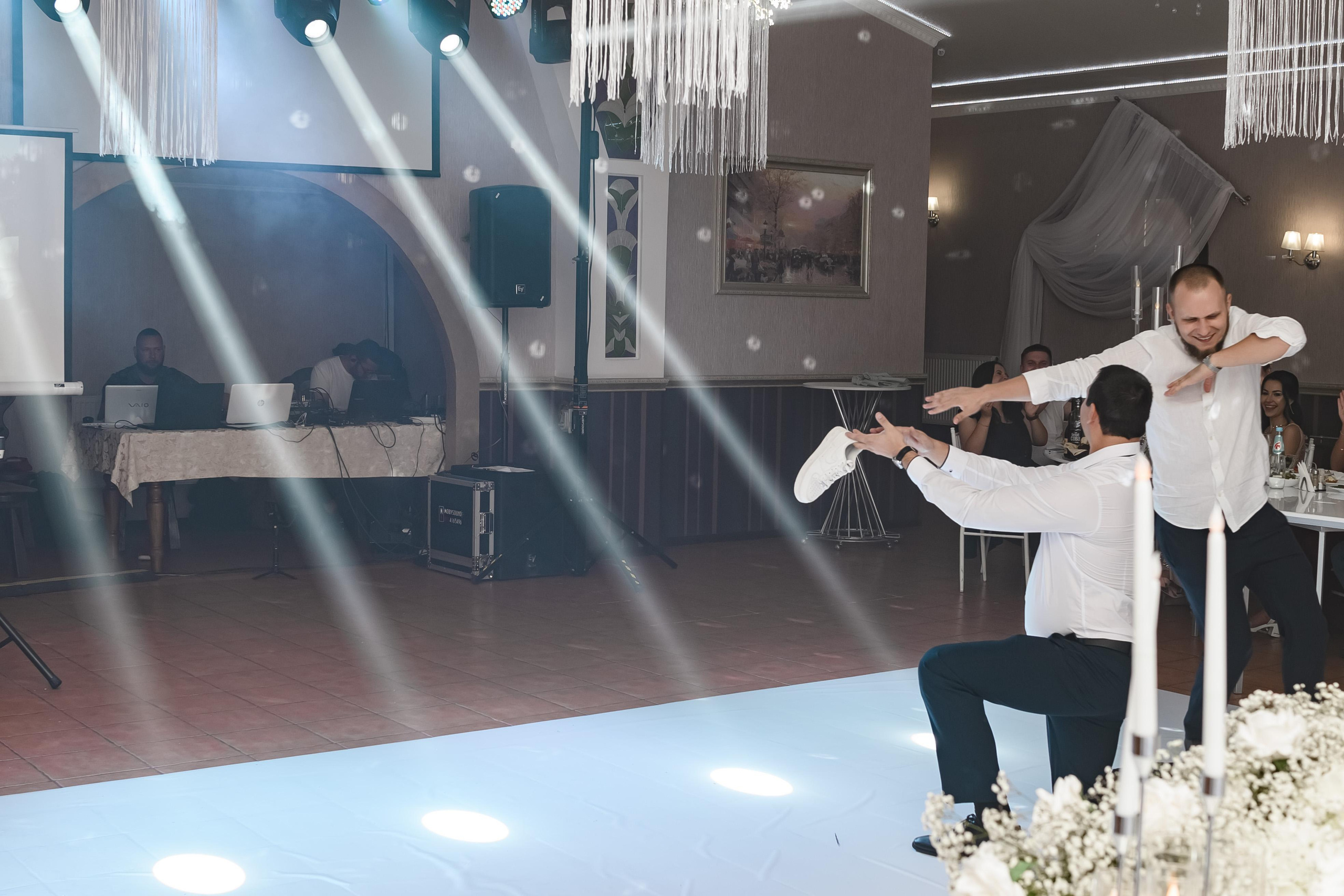 Свадьба, полный день. Юлия Басня семейный и свадебный фотограф в Донецке