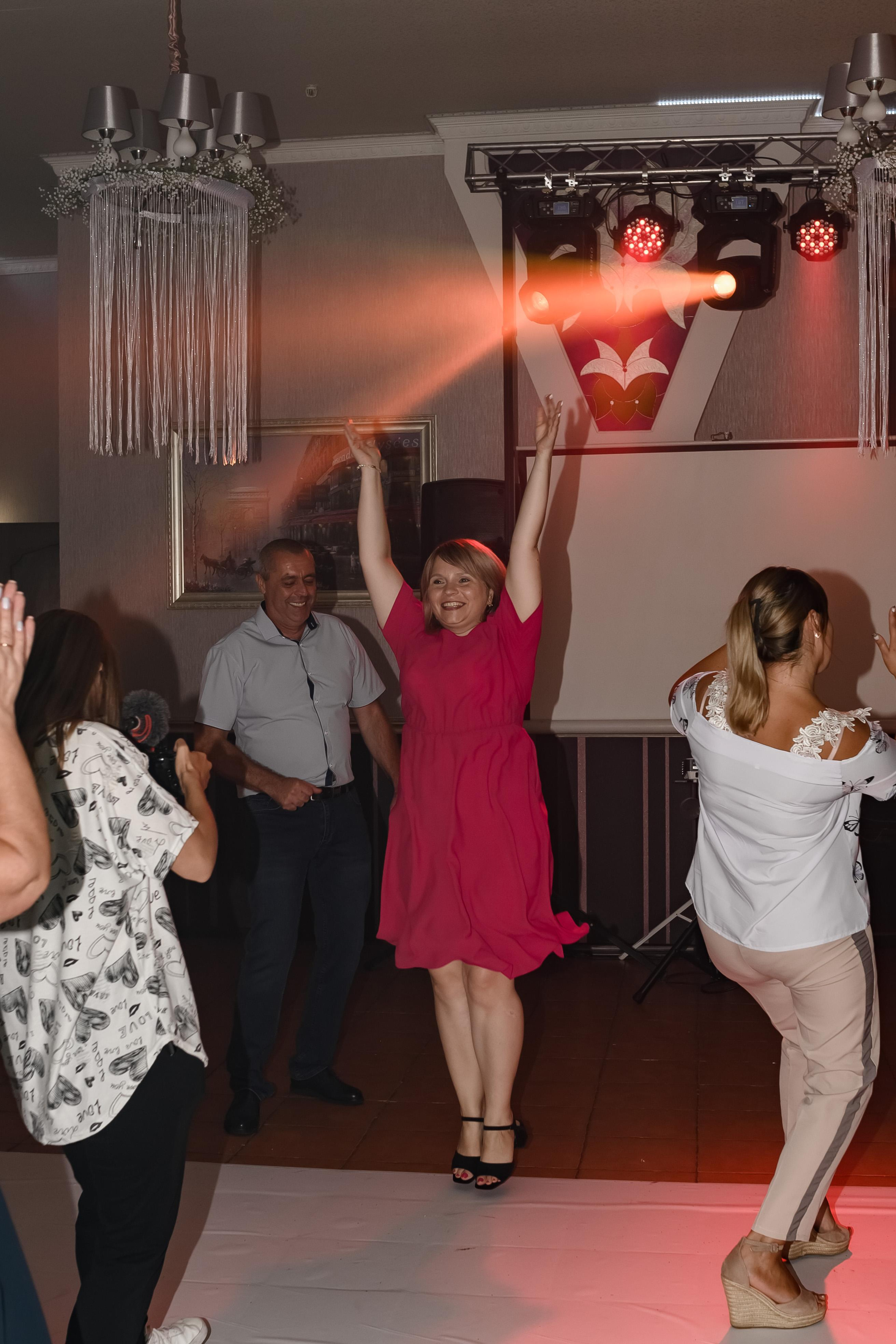 Свадьба, полный день. Юлия Басня семейный и свадебный фотограф в Донецке