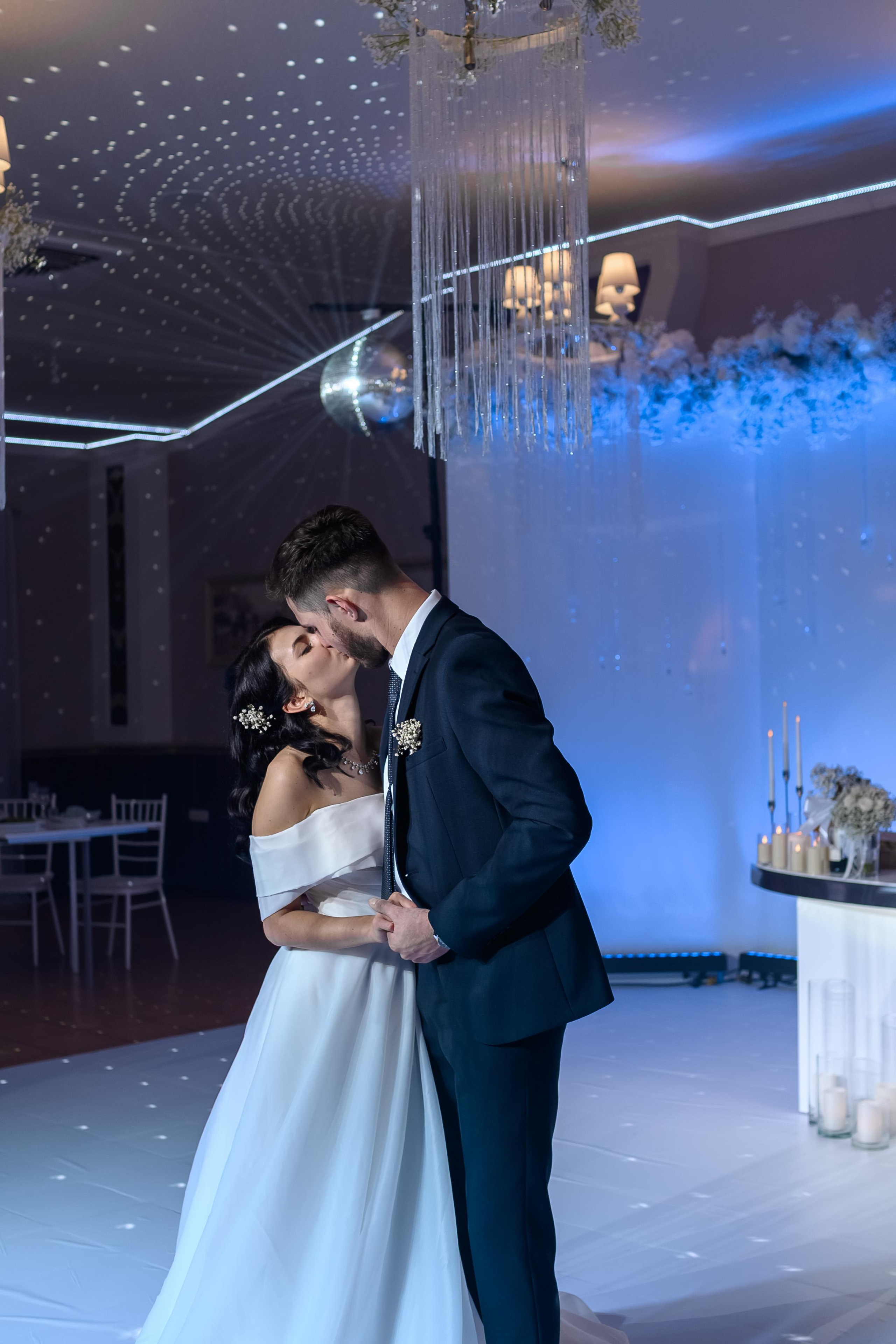 Свадьба, полный день. Юлия Басня семейный и свадебный фотограф в Донецке