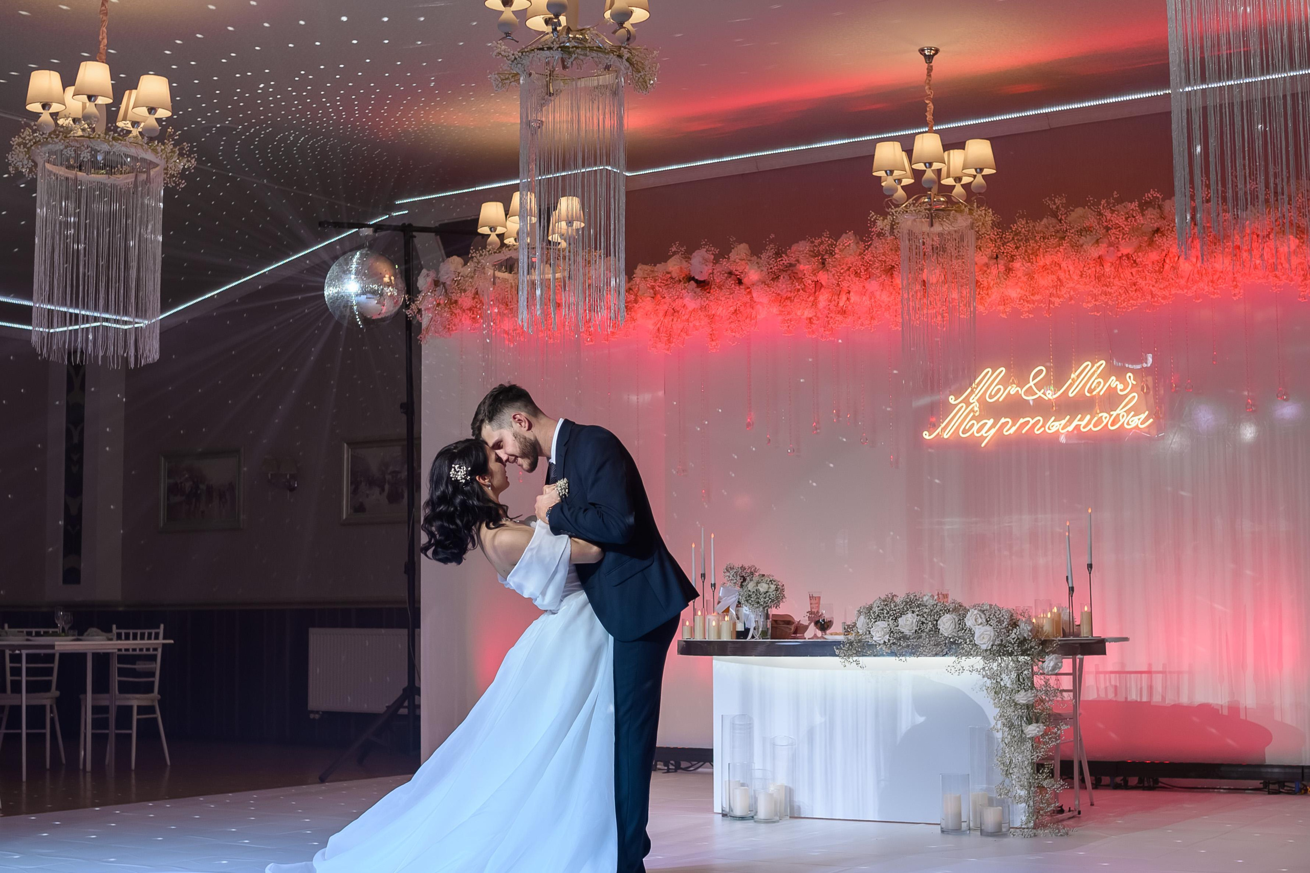 Свадьба, полный день. Юлия Басня семейный и свадебный фотограф в Донецке