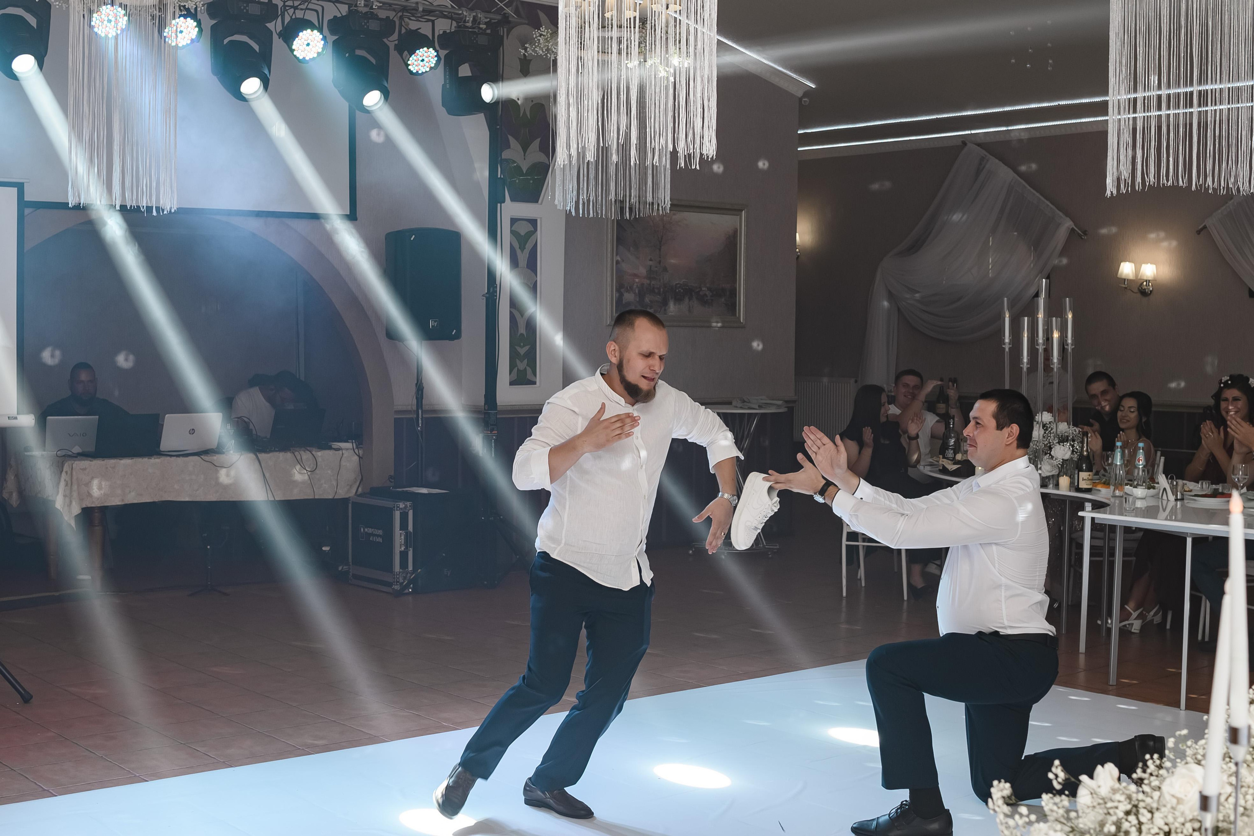 Свадьба, полный день. Юлия Басня семейный и свадебный фотограф в Донецке