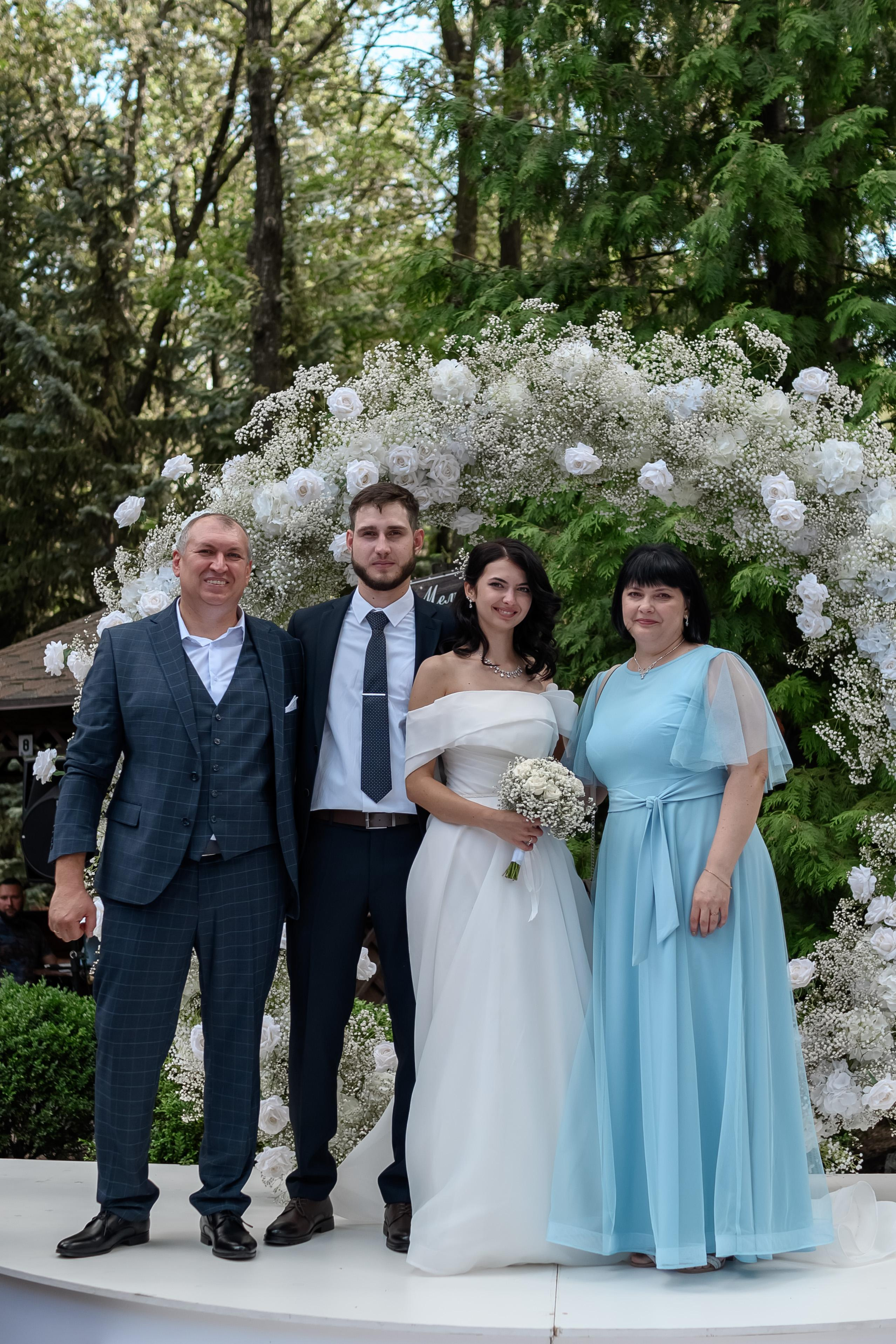 Свадьба, полный день. Юлия Басня семейный и свадебный фотограф в Донецке