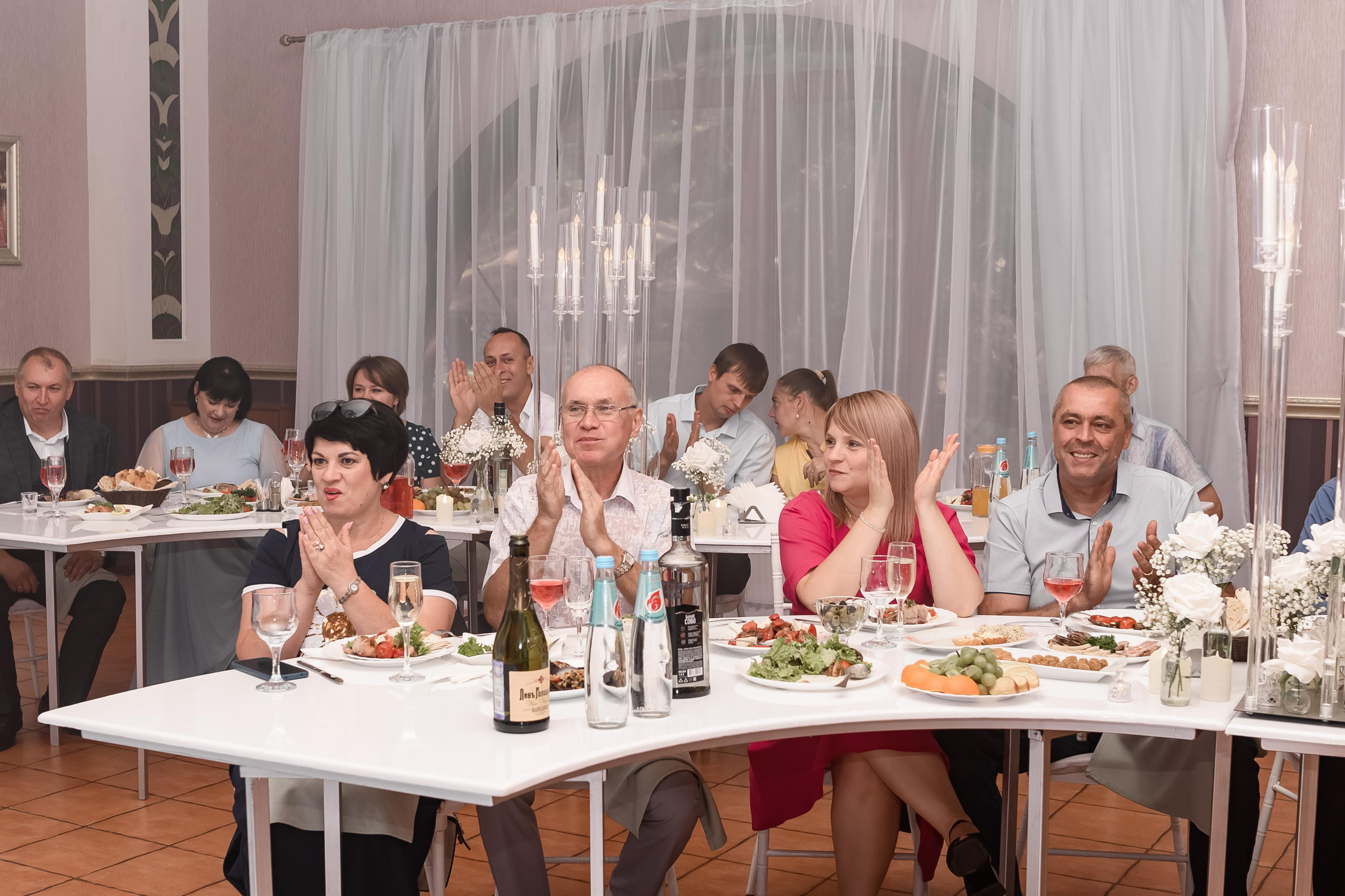 Свадьба, полный день. Юлия Басня семейный и свадебный фотограф в Донецке