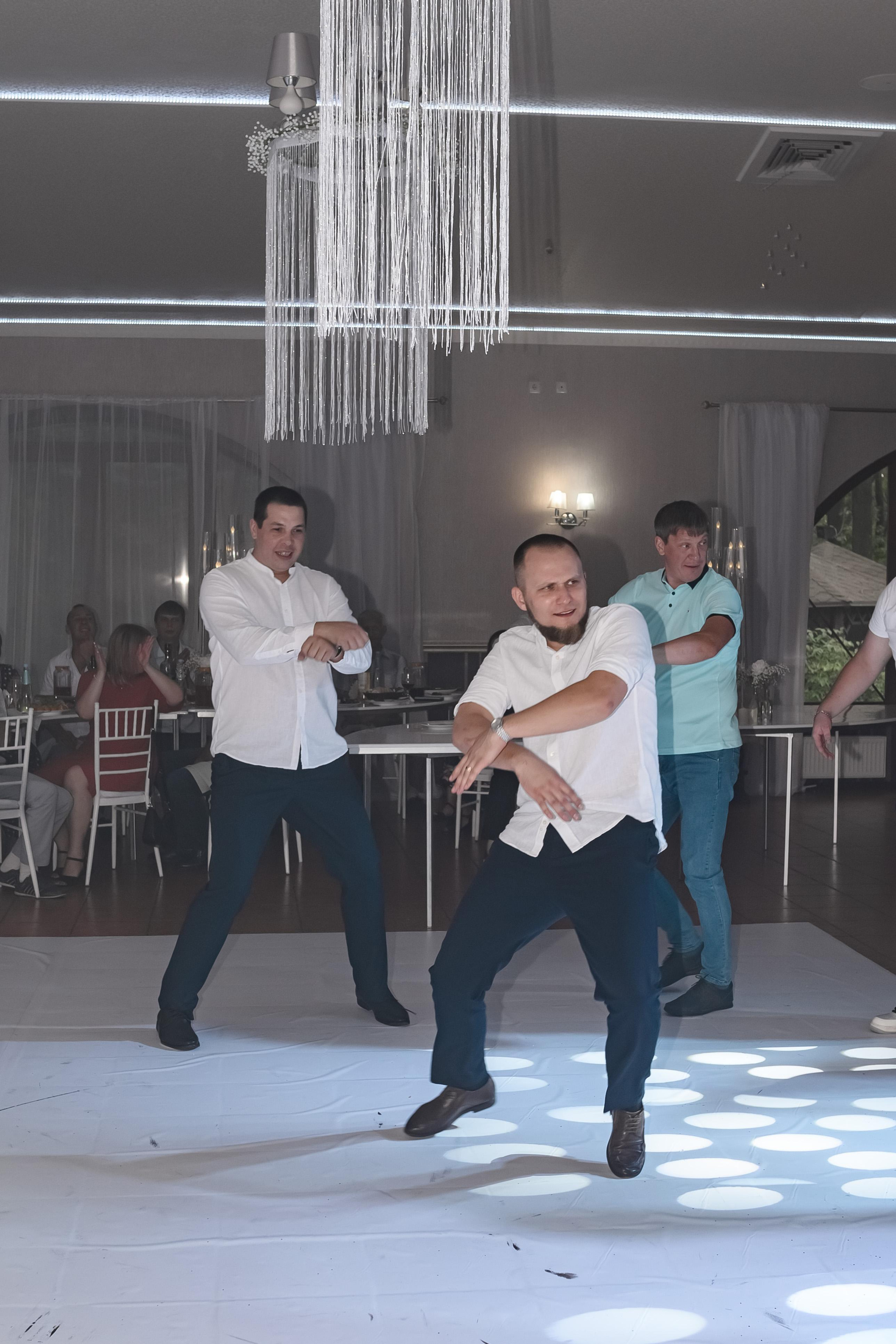 Свадьба, полный день. Юлия Басня семейный и свадебный фотограф в Донецке