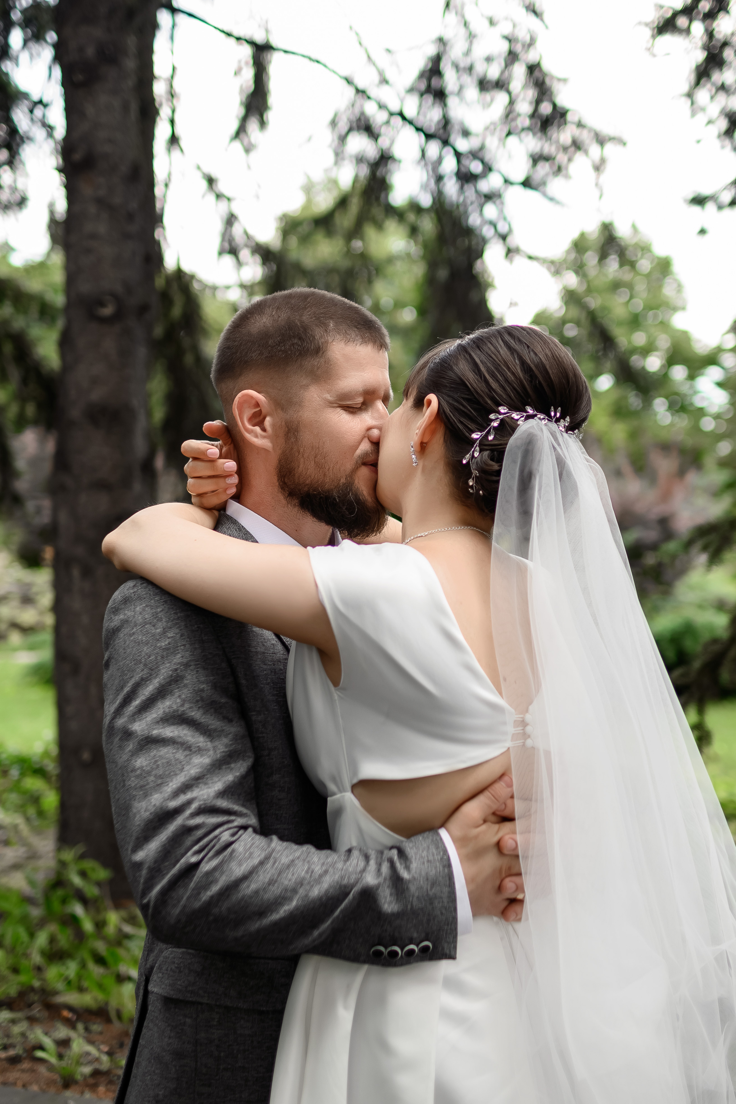 Юрий и Евгения. Юлия Басня семейный и свадебный фотограф в Донецке