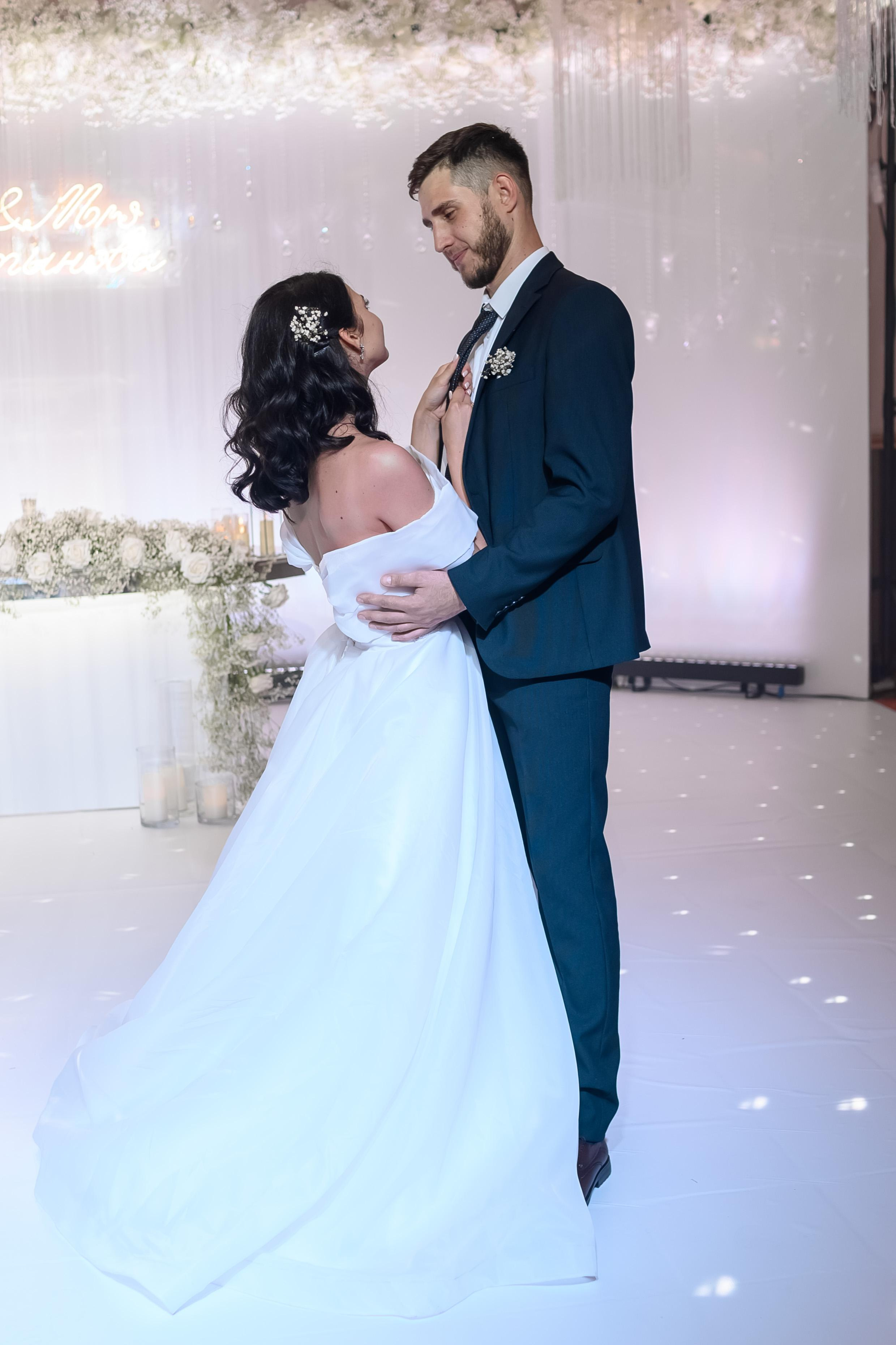 Свадьба, полный день. Юлия Басня семейный и свадебный фотограф в Донецке