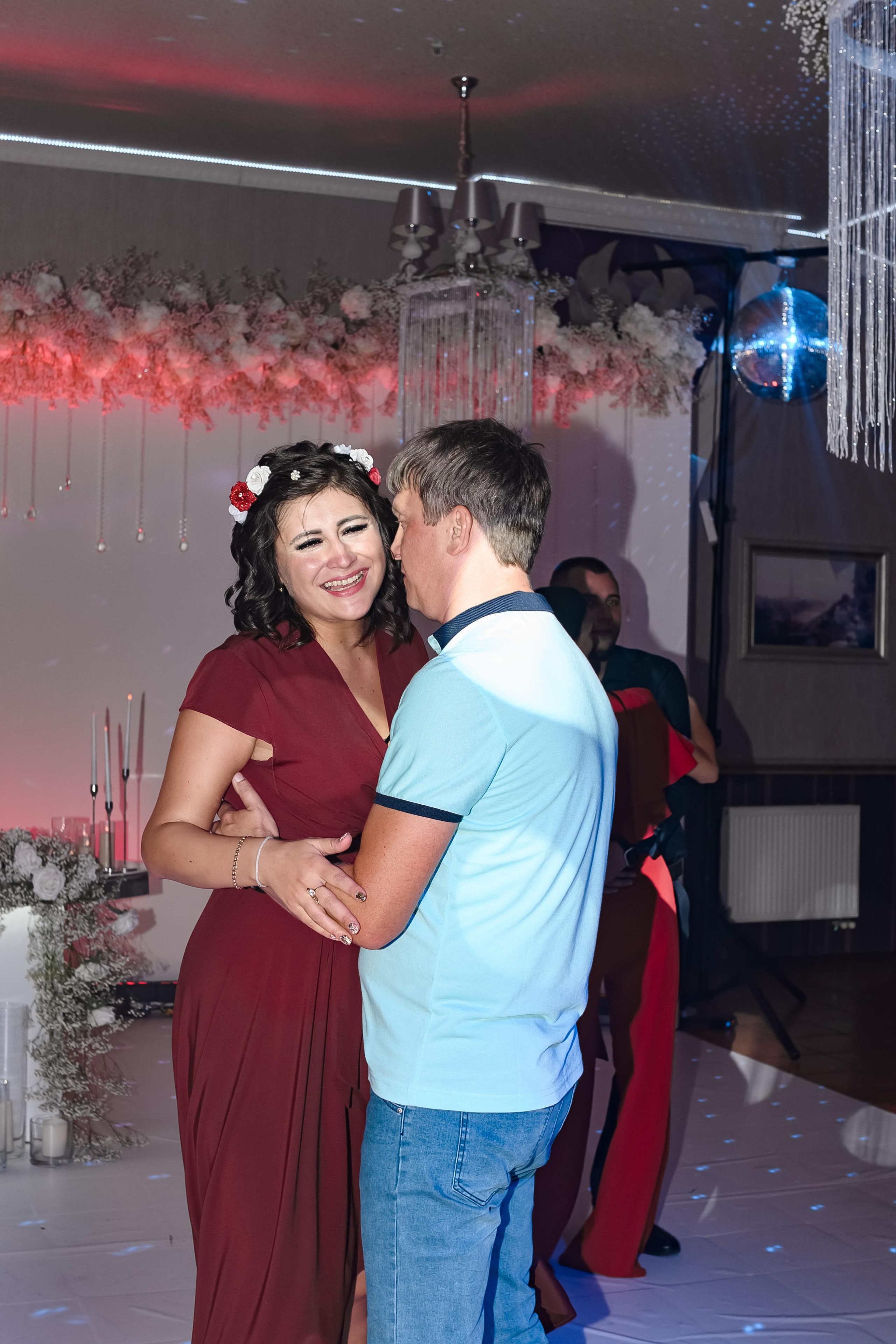 Свадьба, полный день. Юлия Басня семейный и свадебный фотограф в Донецке