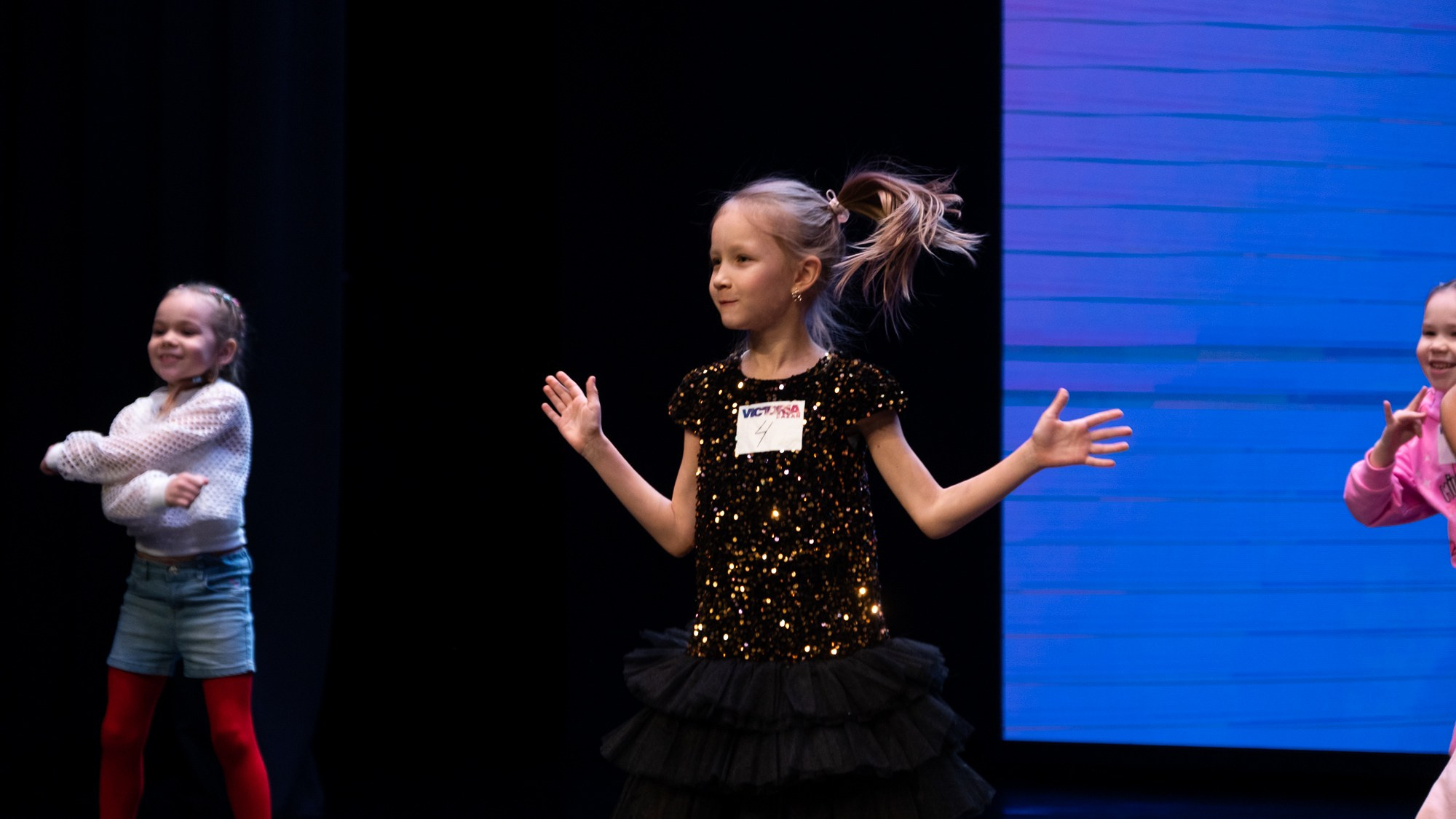 Конкурс солистов и балетмейстерских работ «Руки ногИ». Репортажный фотограф в Казани Павел Серпокрылов