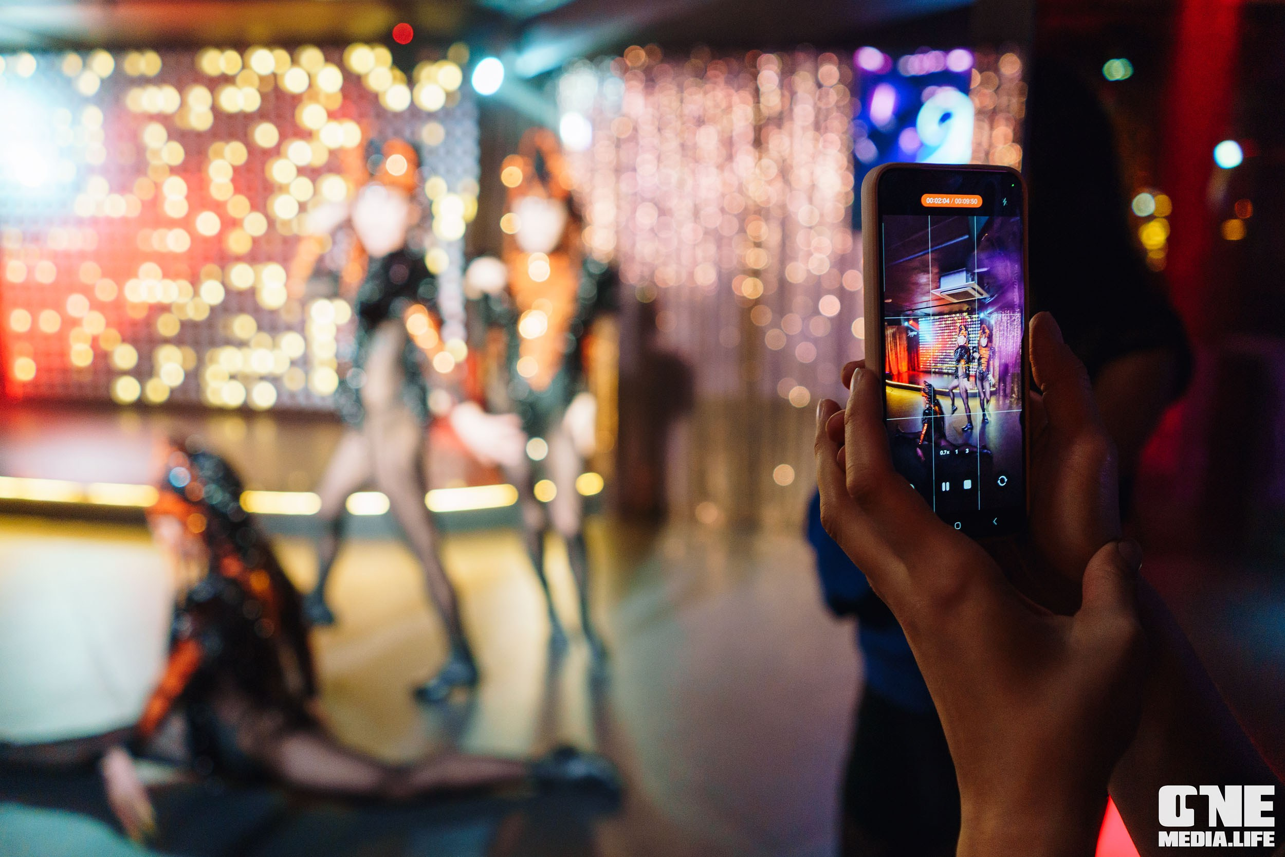 Фоторепортаж из караоке-клуба Эйфория. One Media Life: фоторепортажи, фотоотчеты с мероприятий и заведений