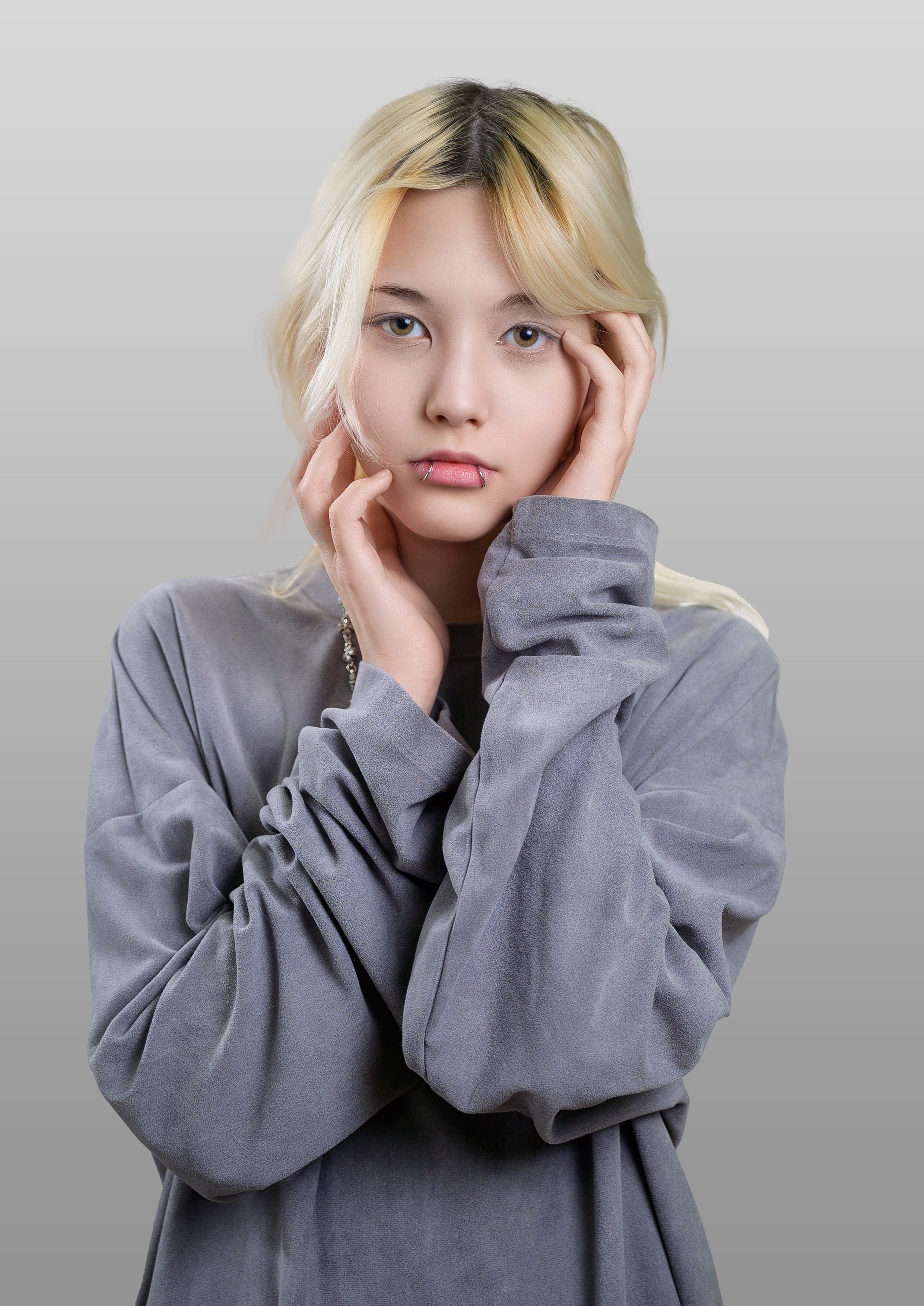 Фотографии старшеклассников для выпускных альбомов Нижневартовск | Портфолио. AR-t студия «Альбом+», г. Нижневартовск