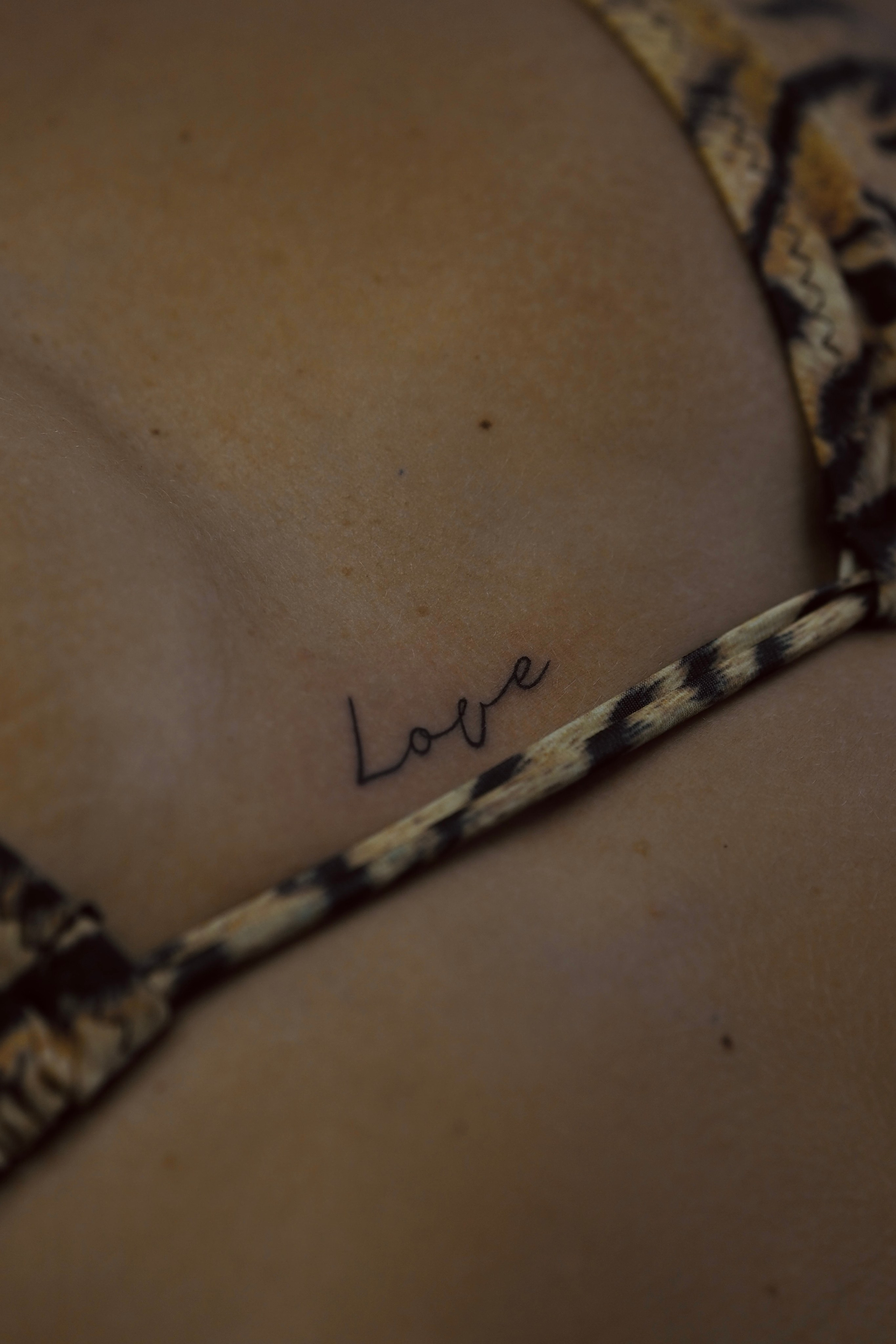 Мини тату. Женский фотограф и мини-тату мастер Москва Юлия Солодкина