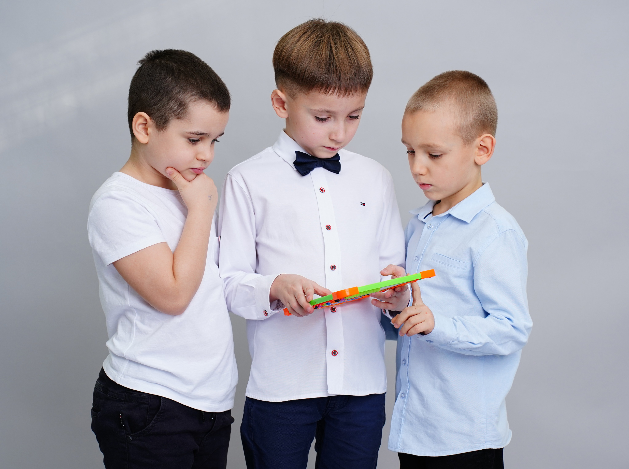 MEMENTO.Выпускные альбомы, школьные, юбилейные и другие книги. Ростов-на-Дону